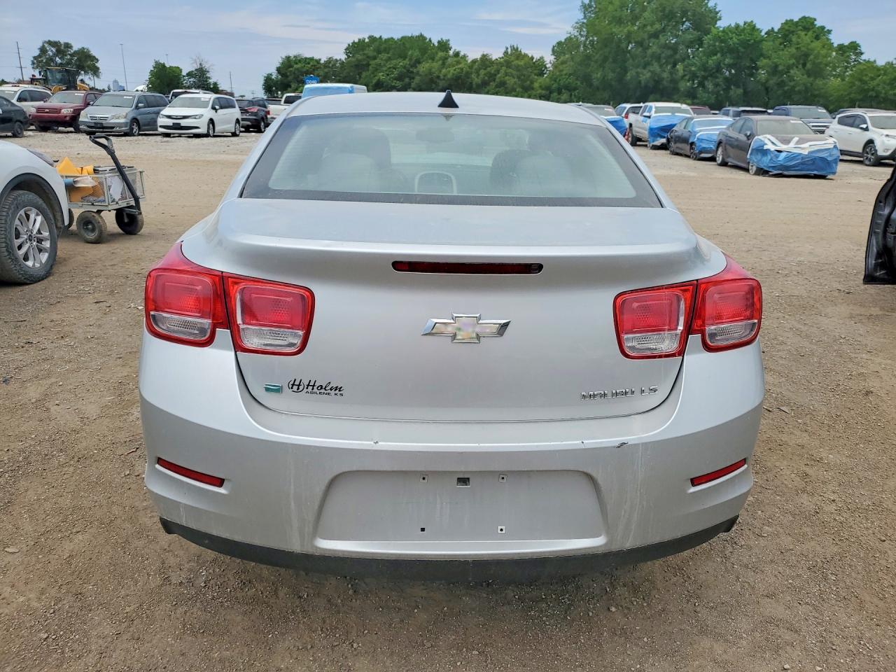 2014 Chevrolet Malibu Ls Silver vin: 1G11A5SL2EF285707