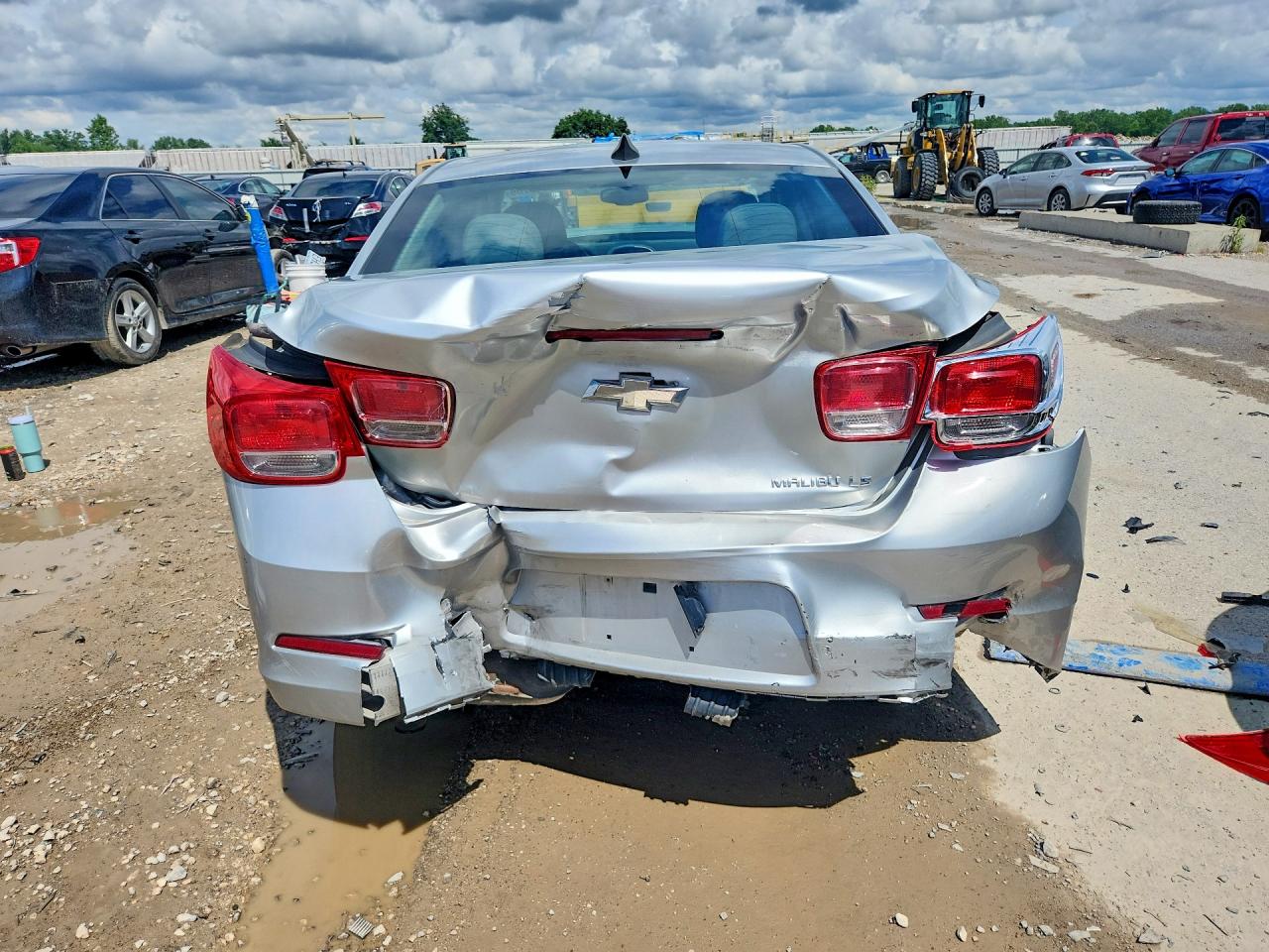 2015 Chevrolet Malibu Ls Silver vin: 1G11A5SL2FF295641
