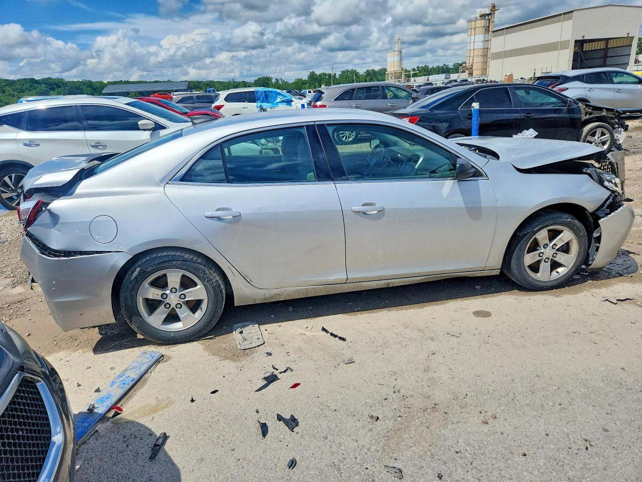 2015 Chevrolet Malibu Ls Silver vin: 1G11A5SL2FF295641