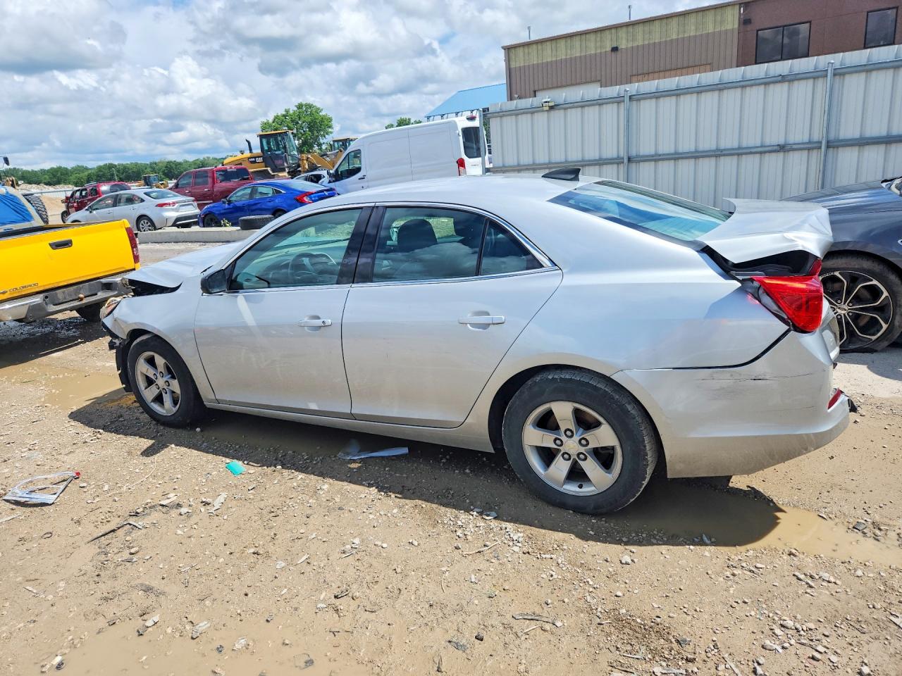 2015 Chevrolet Malibu Ls Silver vin: 1G11A5SL2FF295641
