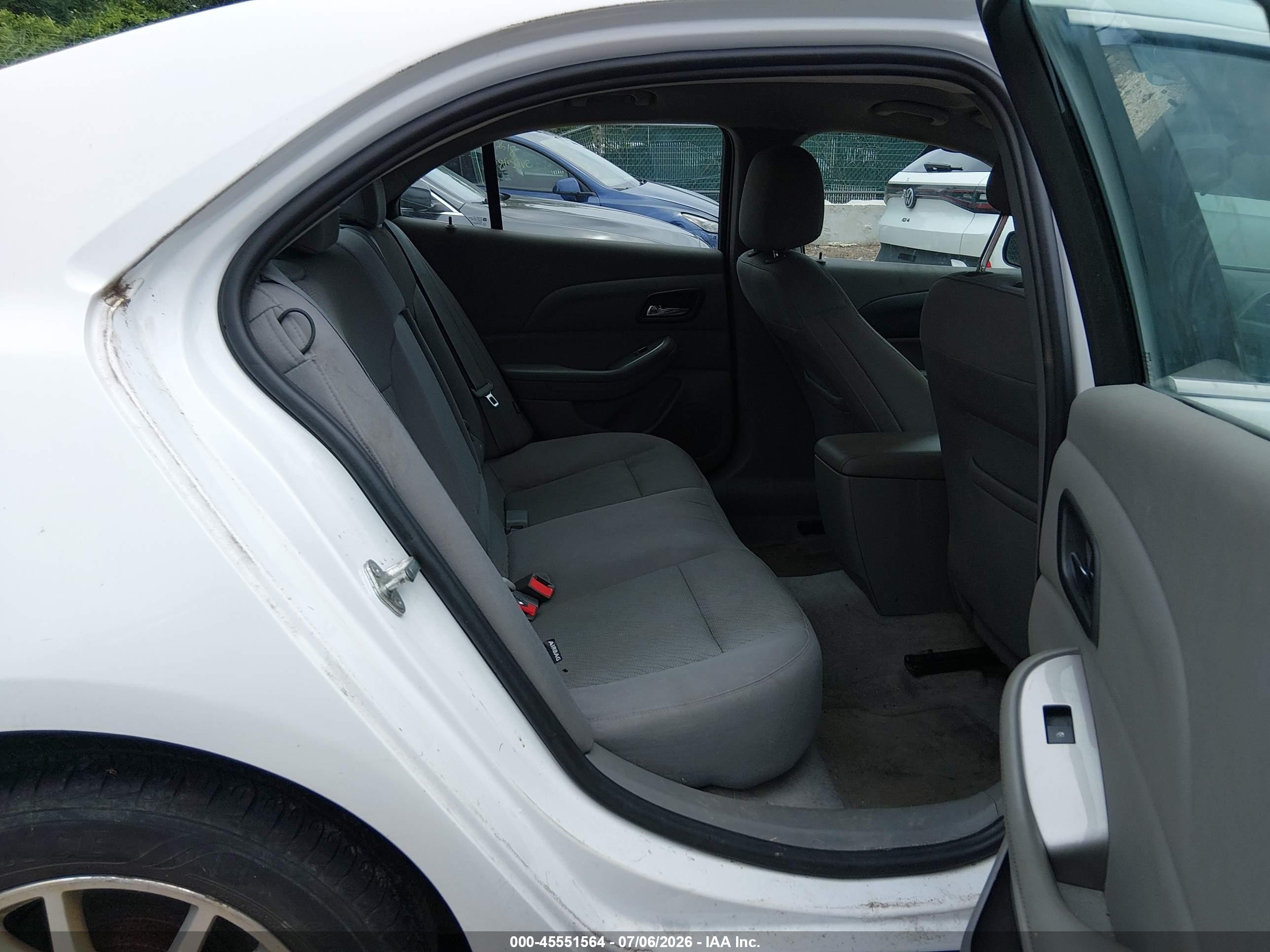 2014 Chevrolet Malibu 1fl White vin: 1G11A5SL3EU155446