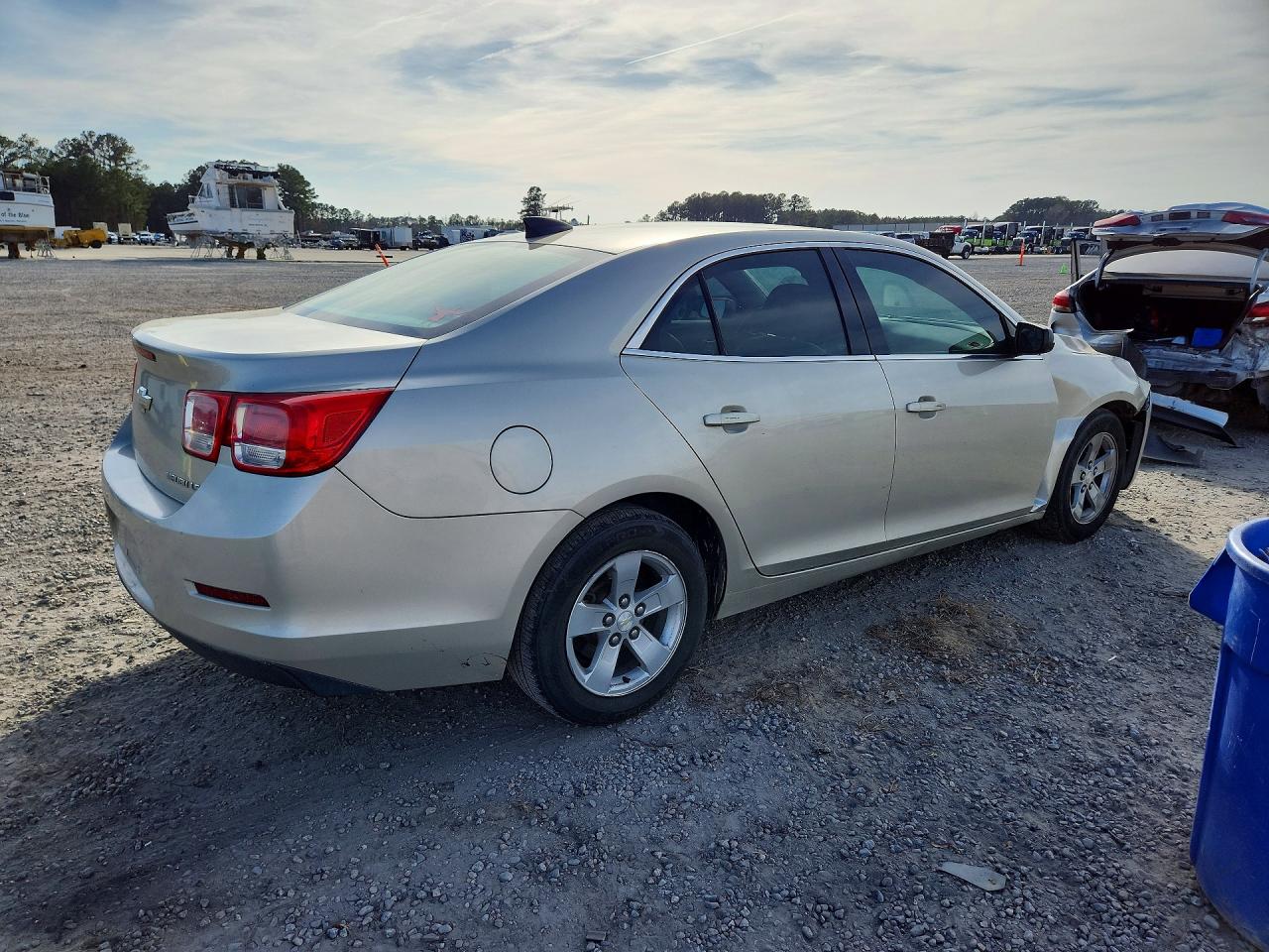 2015 Chevrolet Malibu Ls Gold vin: 1G11A5SL3FF116751