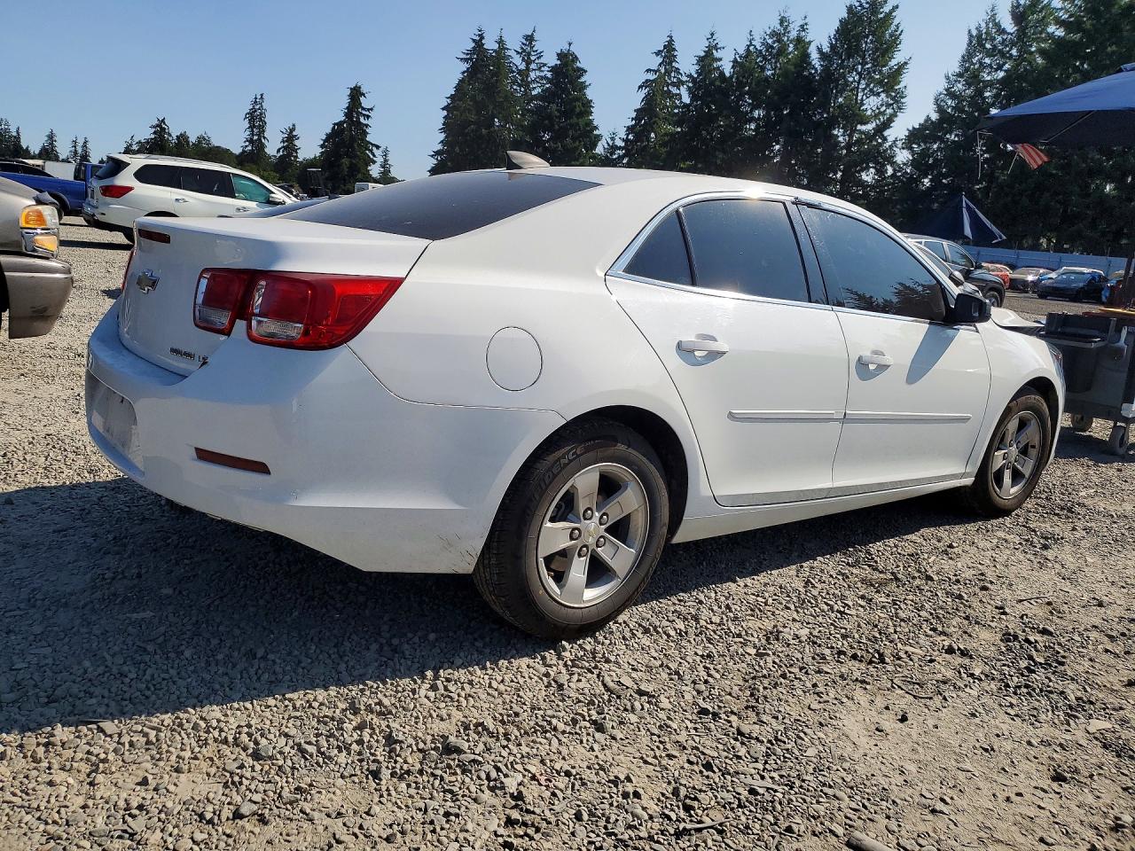 2015 Chevrolet Malibu Ls White vin: 1G11A5SL4FF257845