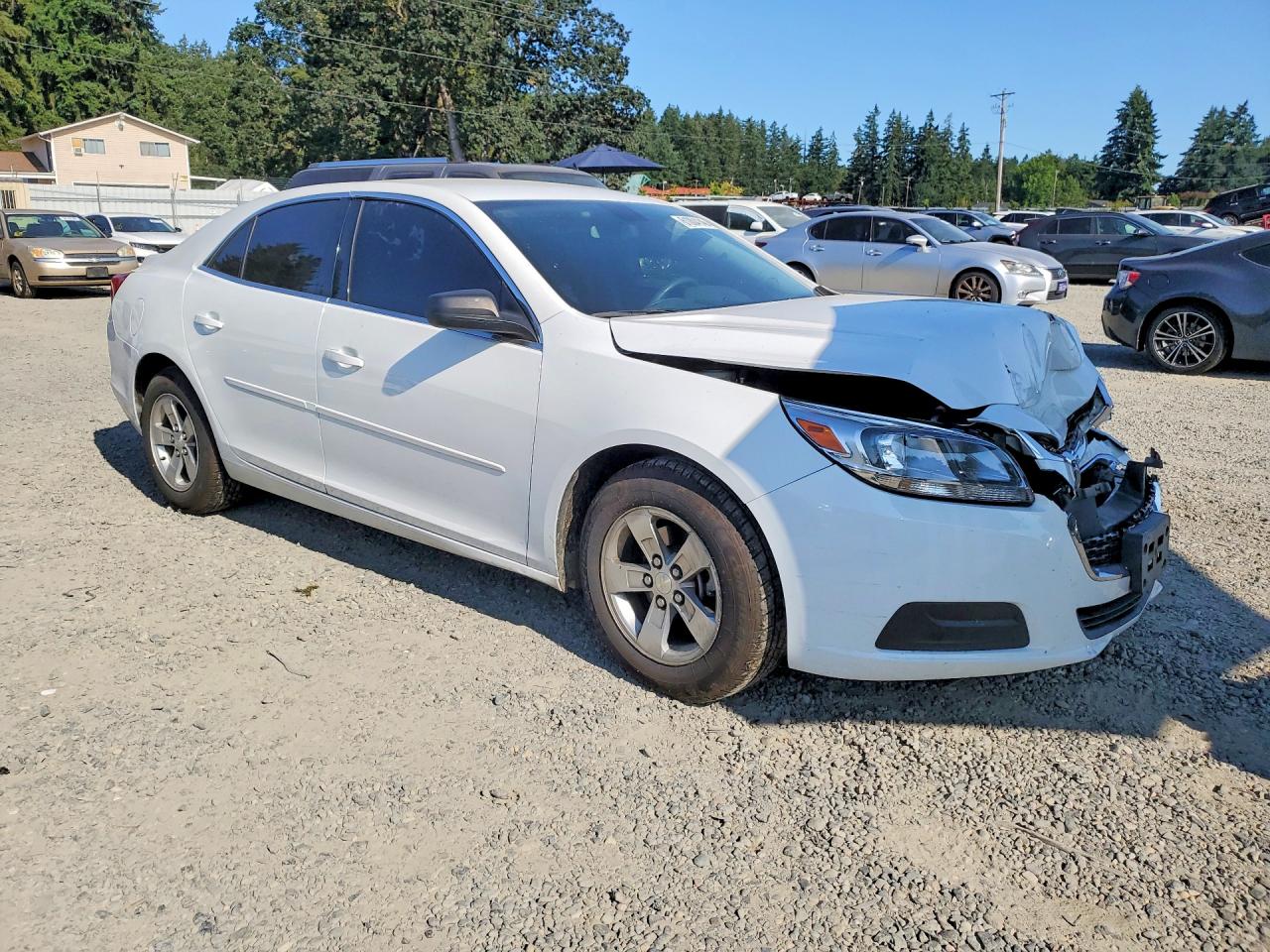 2015 Chevrolet Malibu Ls White vin: 1G11A5SL4FF257845
