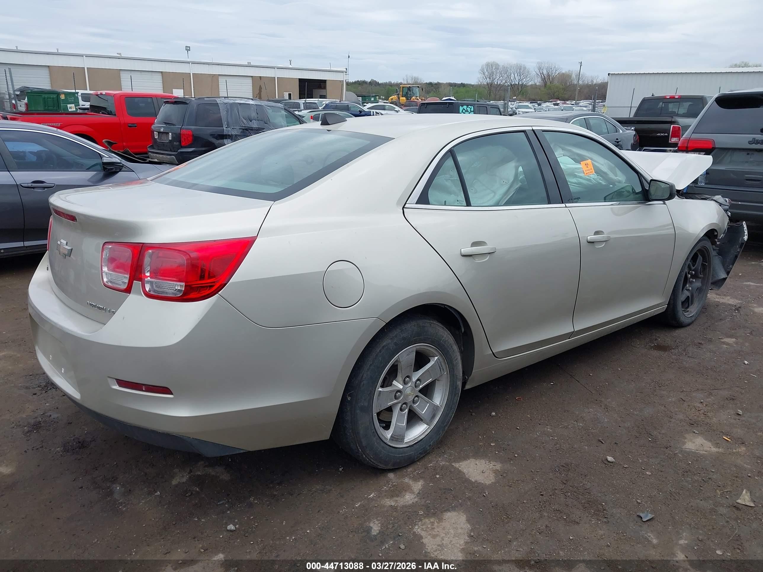 2014 Chevrolet Malibu 1fl Beige vin: 1G11A5SL5EF288150