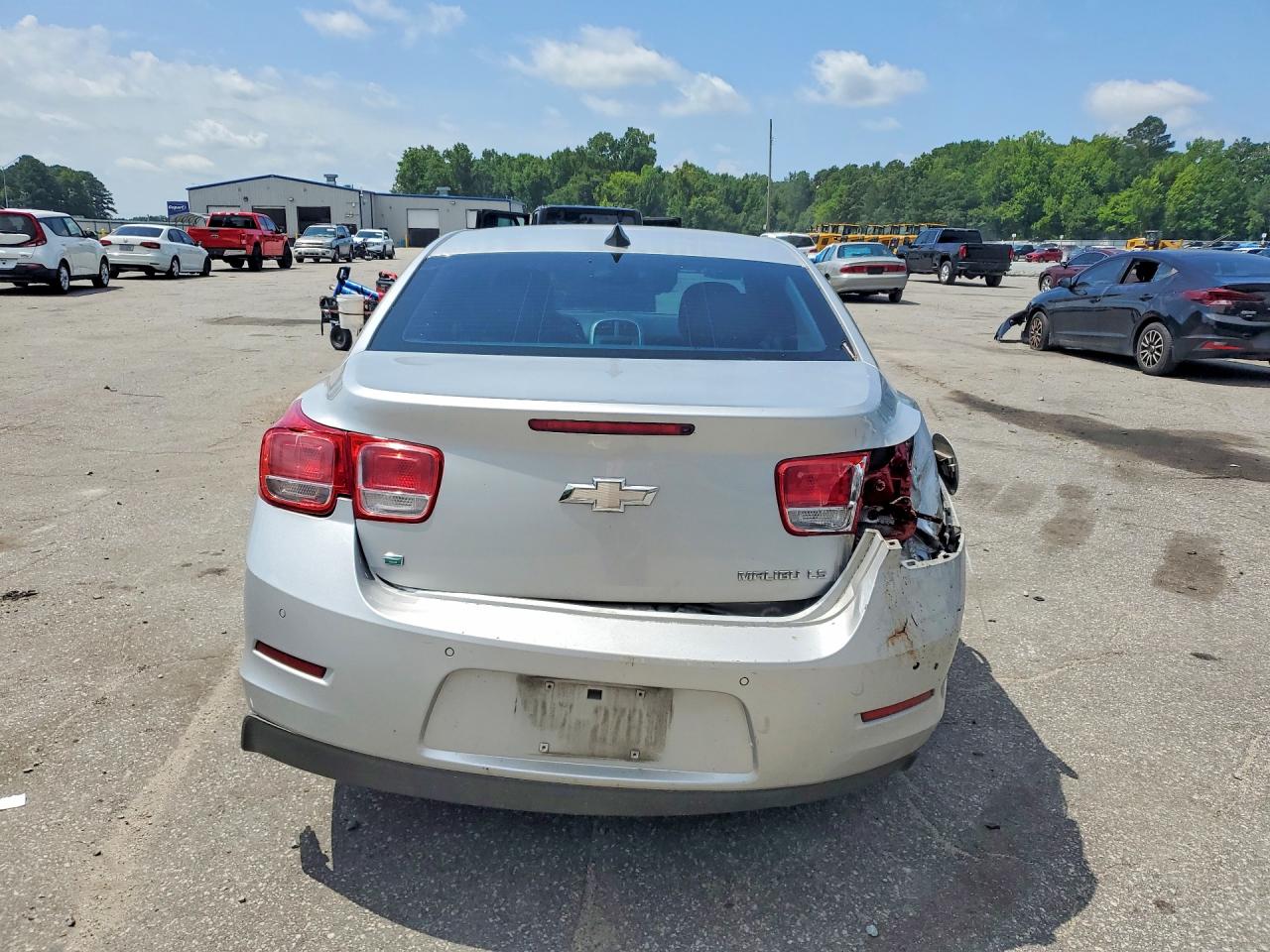 2015 Chevrolet Malibu Ls Silver vin: 1G11A5SL5FF155681