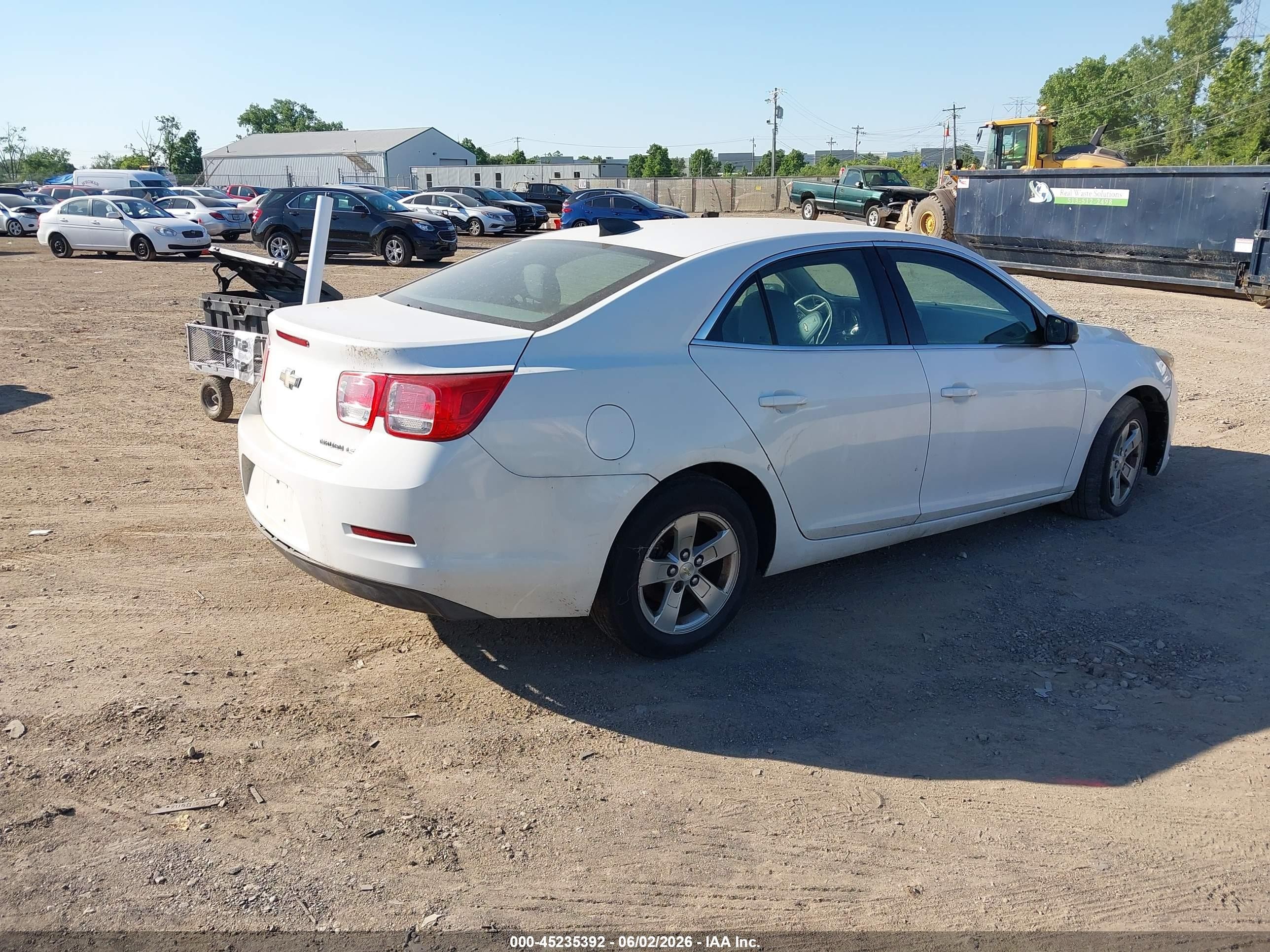 2015 Chevrolet Malibu 1fl Белый vin: 1G11A5SL5FF176482