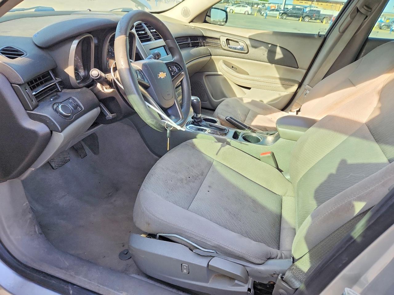 2015 Chevrolet Malibu Ls Silver vin: 1G11A5SL5FF192830