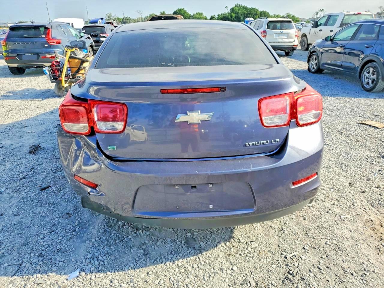 2015 Chevrolet Malibu Ls Blue vin: 1G11A5SL6FF137142