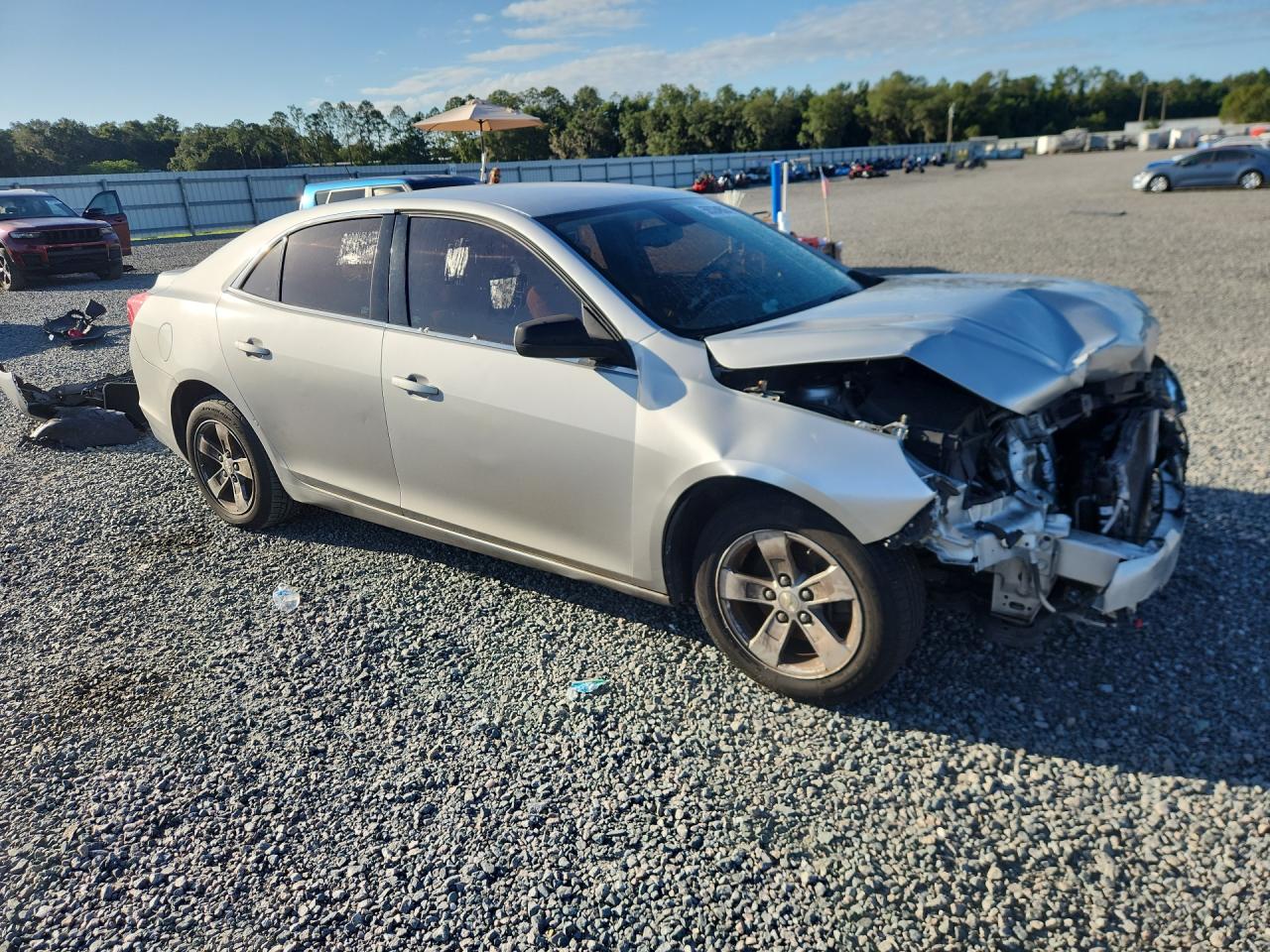 2015 Chevrolet Malibu Ls Серебряный vin: 1G11A5SL6FF159108