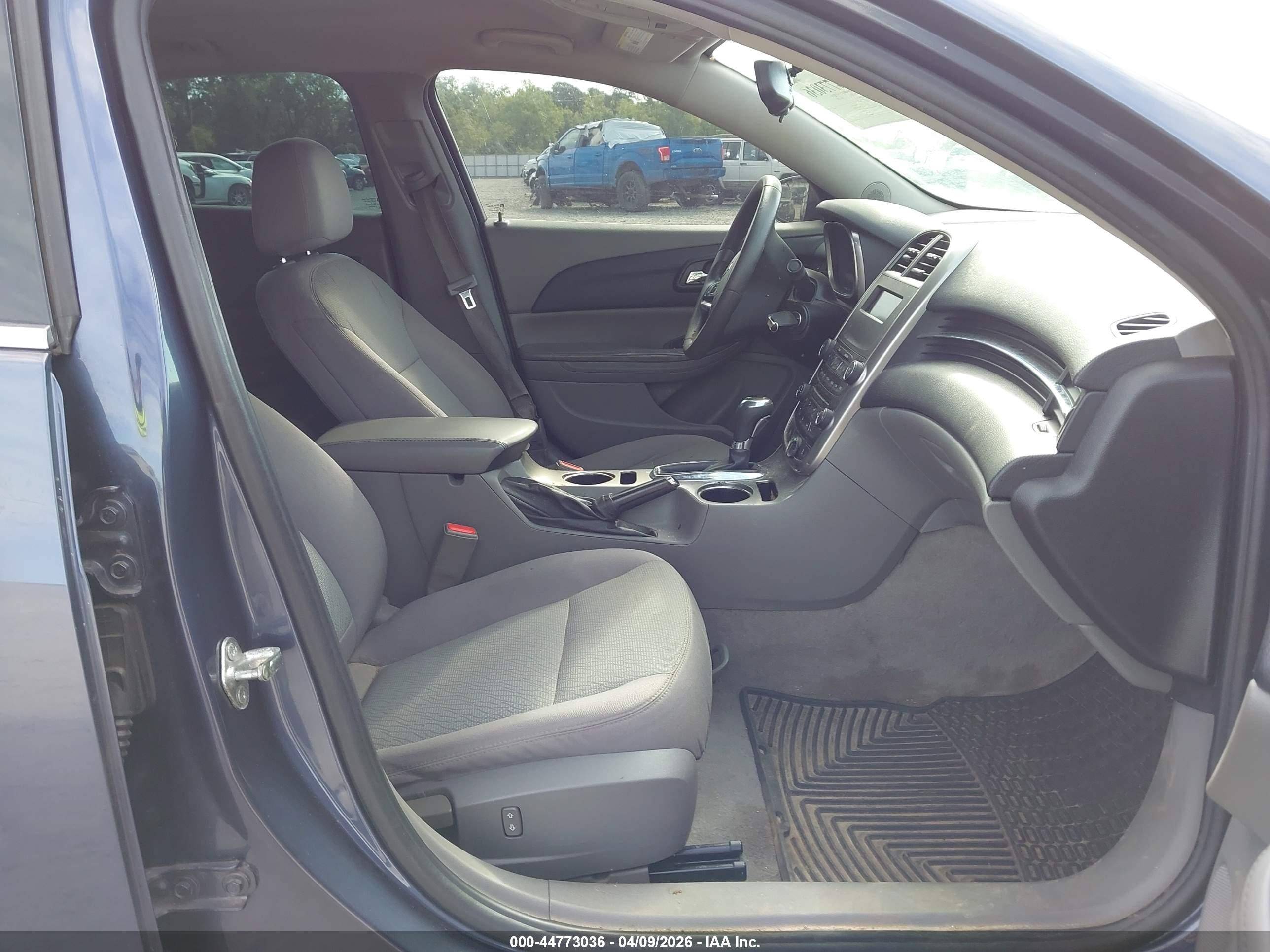 2015 Chevrolet Malibu 1fl Dark Blue vin: 1G11A5SL6FF250010