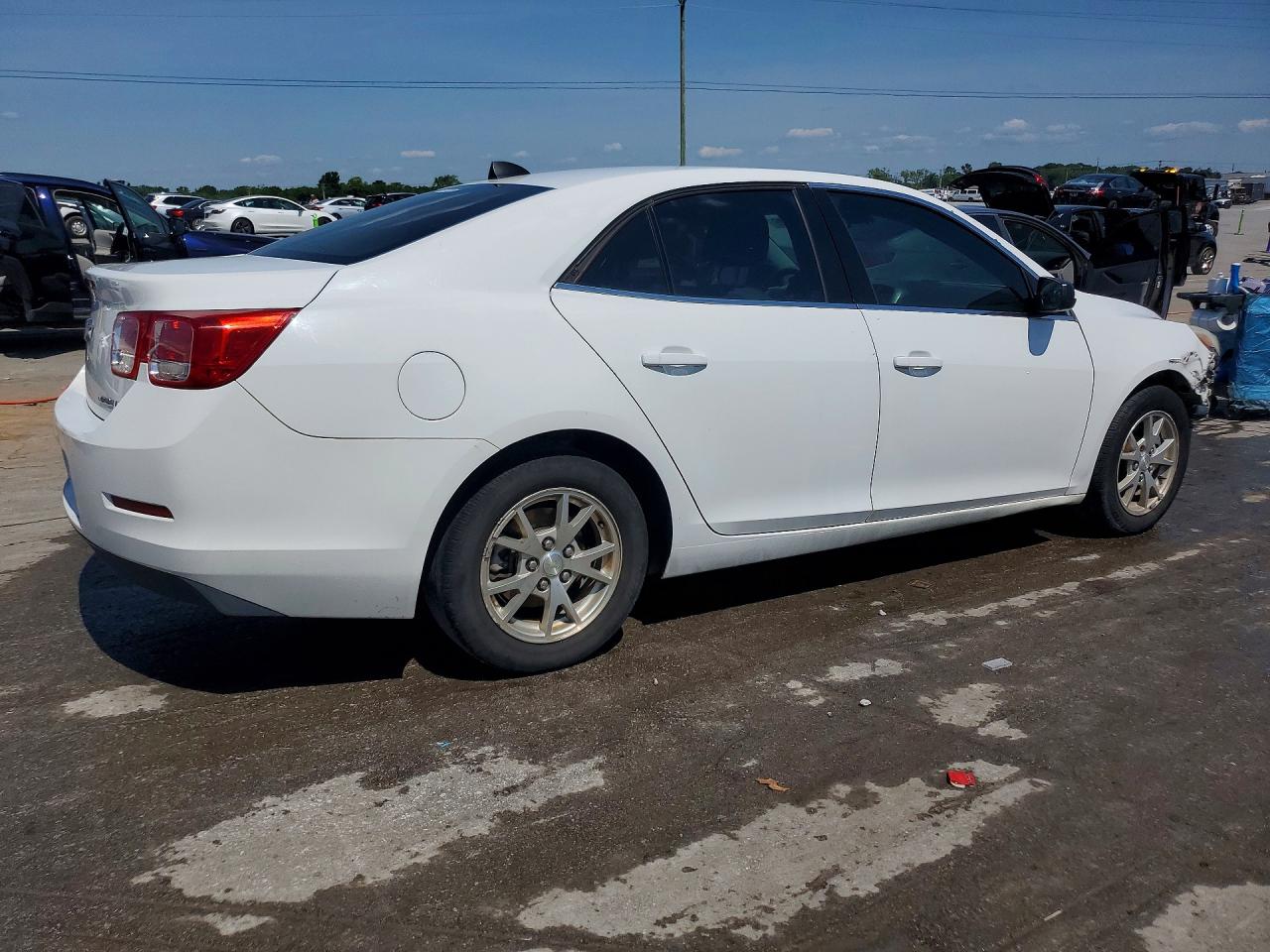 2014 Chevrolet Malibu Ls Белый vin: 1G11A5SL7EF240374