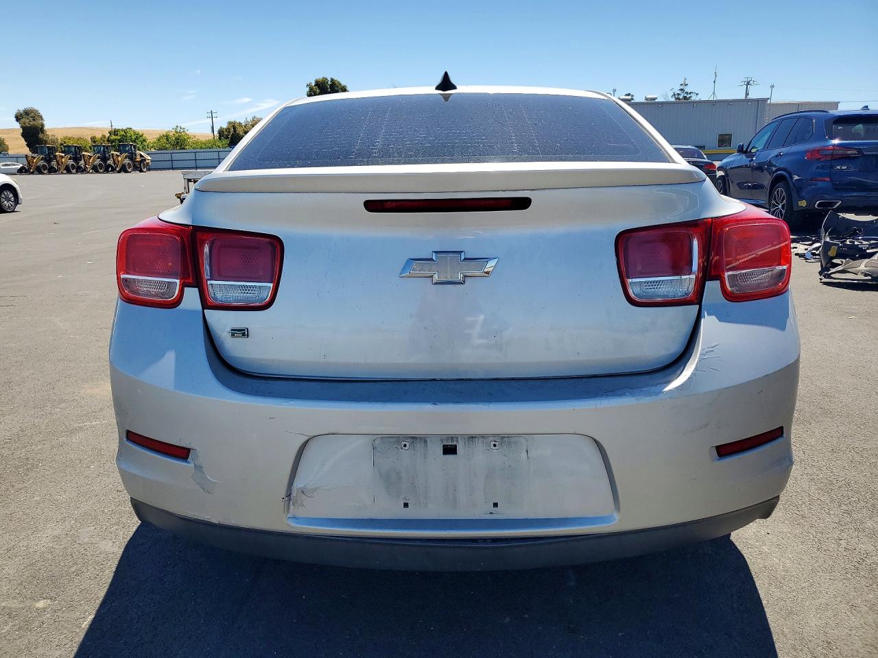 2015 Chevrolet Malibu Ls Silver vin: 1G11A5SL7FF193414