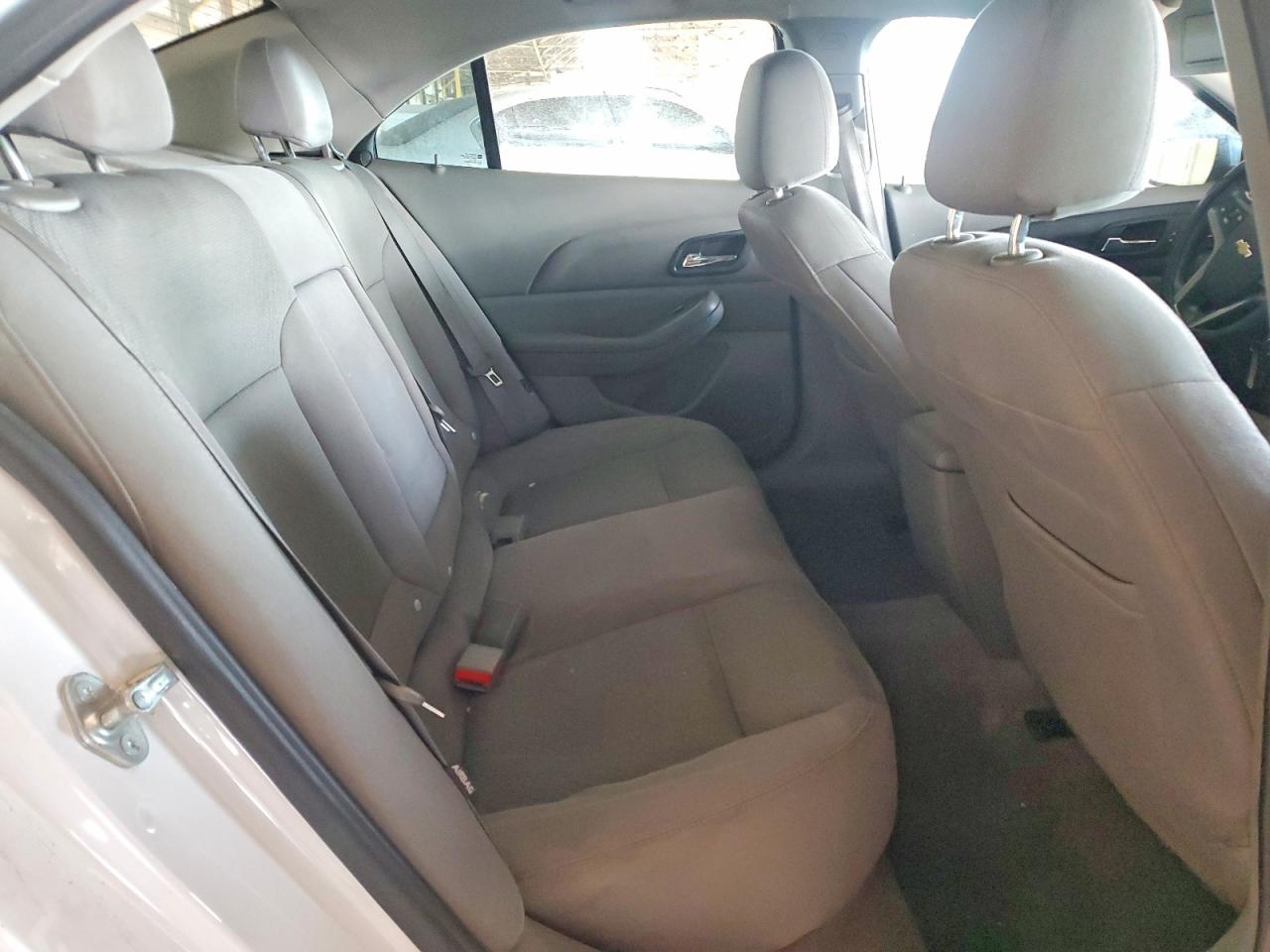 2014 Chevrolet Malibu Ls White vin: 1G11A5SL9EF145122