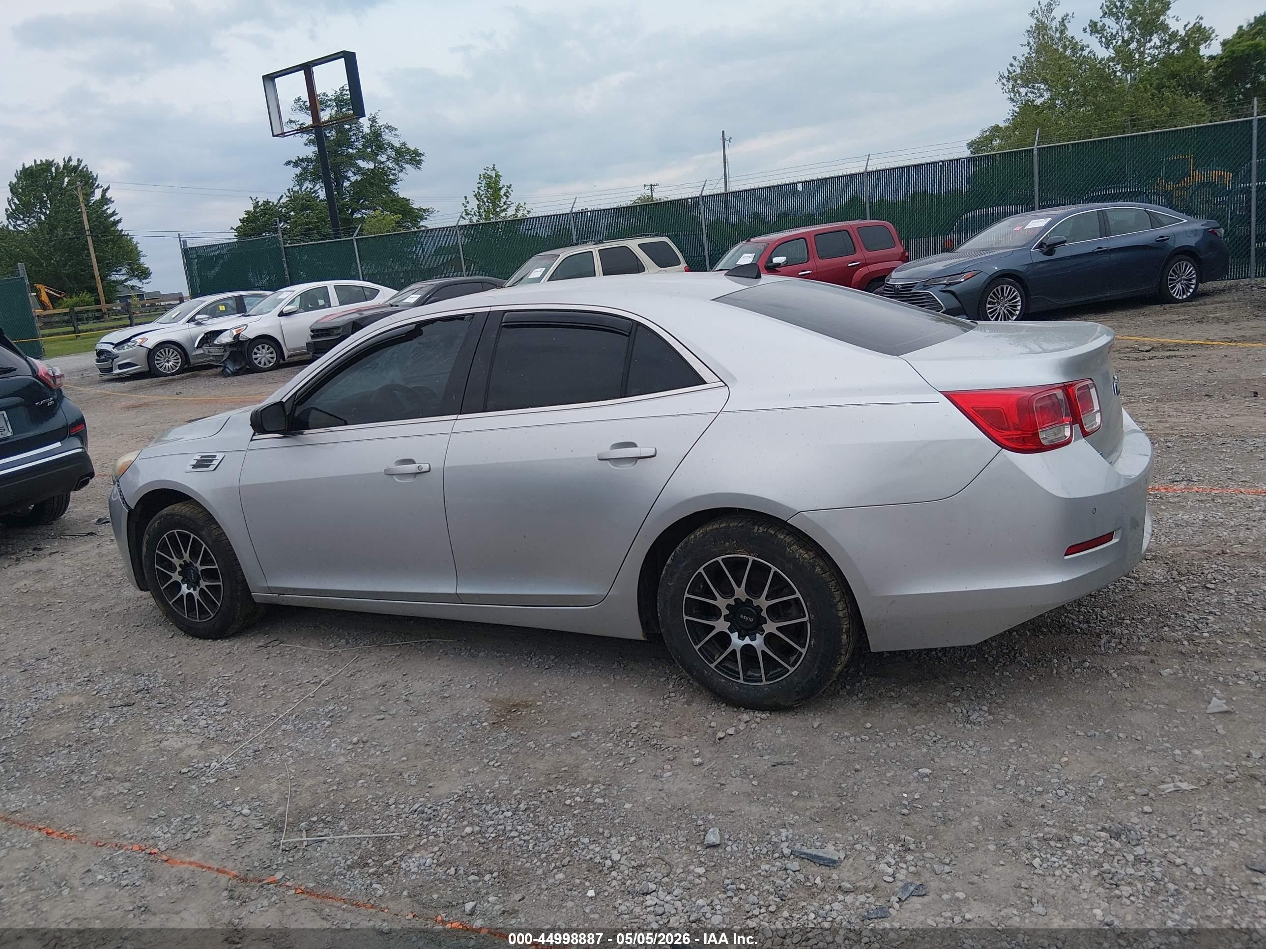 2014 Chevrolet Malibu 1fl Silver vin: 1G11A5SL9EF255524