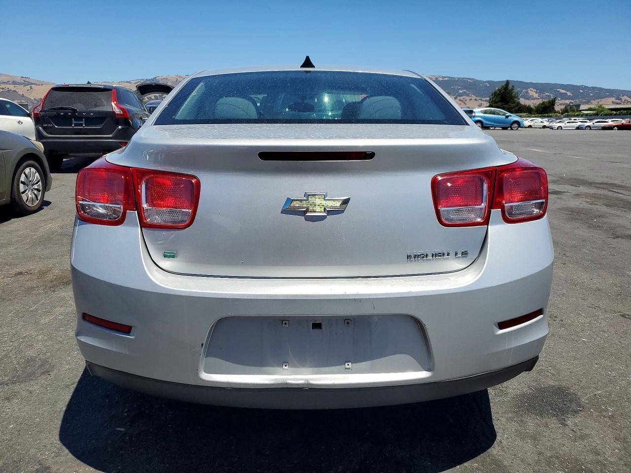 2014 Chevrolet Malibu Ls Silver vin: 1G11A5SLXEF275040