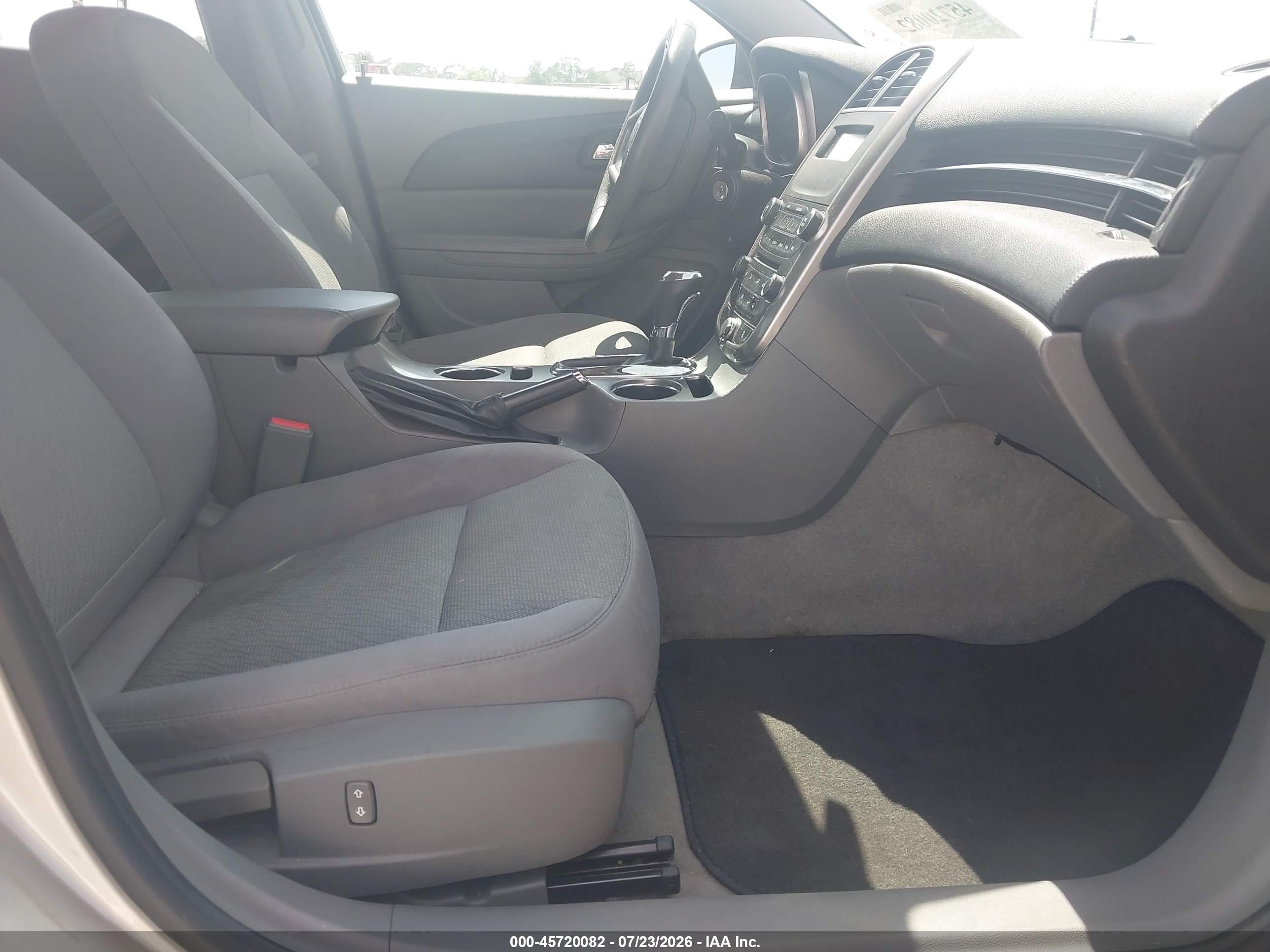 2014 Chevrolet Malibu 1fl Gold vin: 1G11A5SLXEF282280