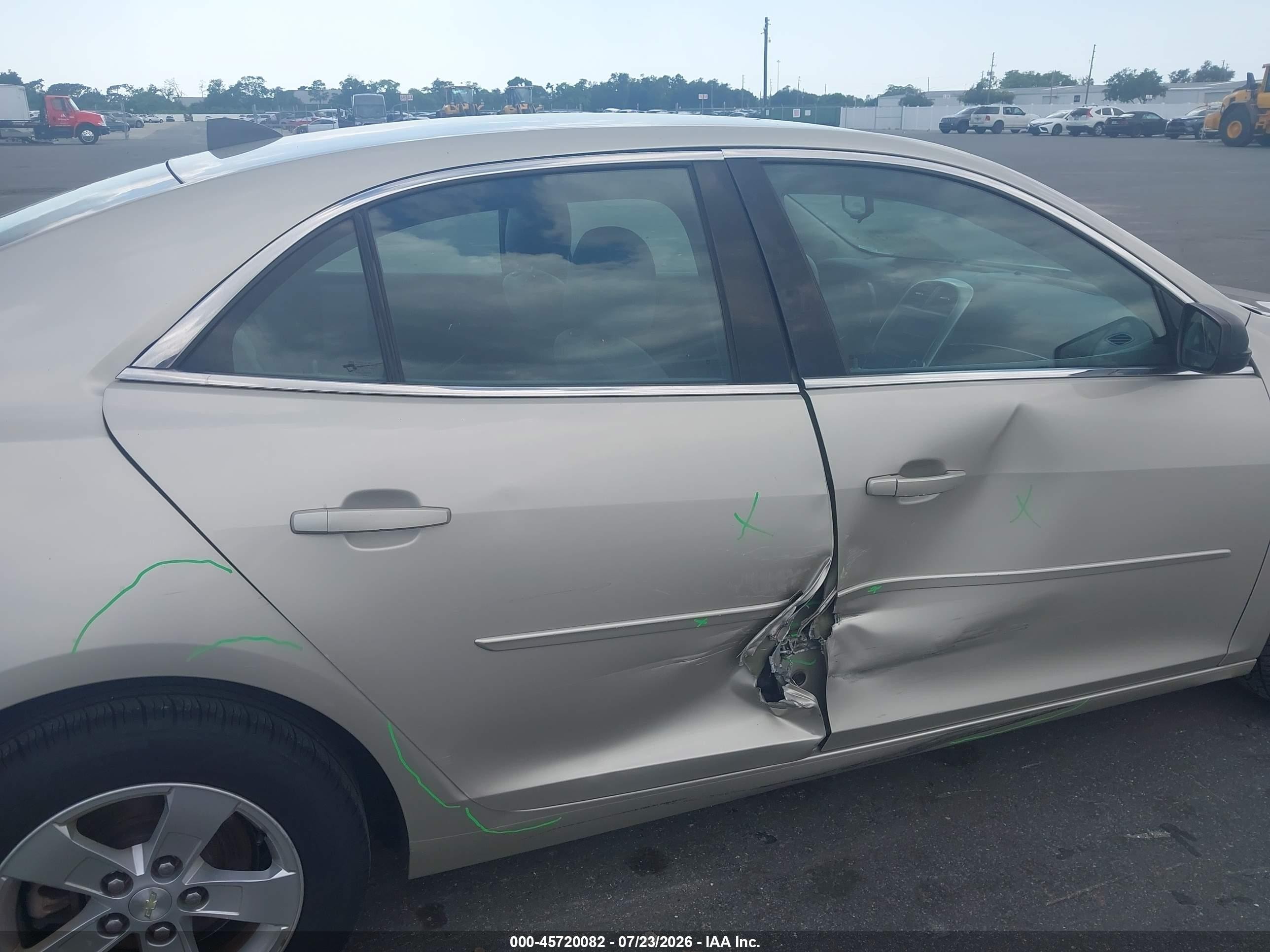 2014 Chevrolet Malibu 1fl Gold vin: 1G11A5SLXEF282280