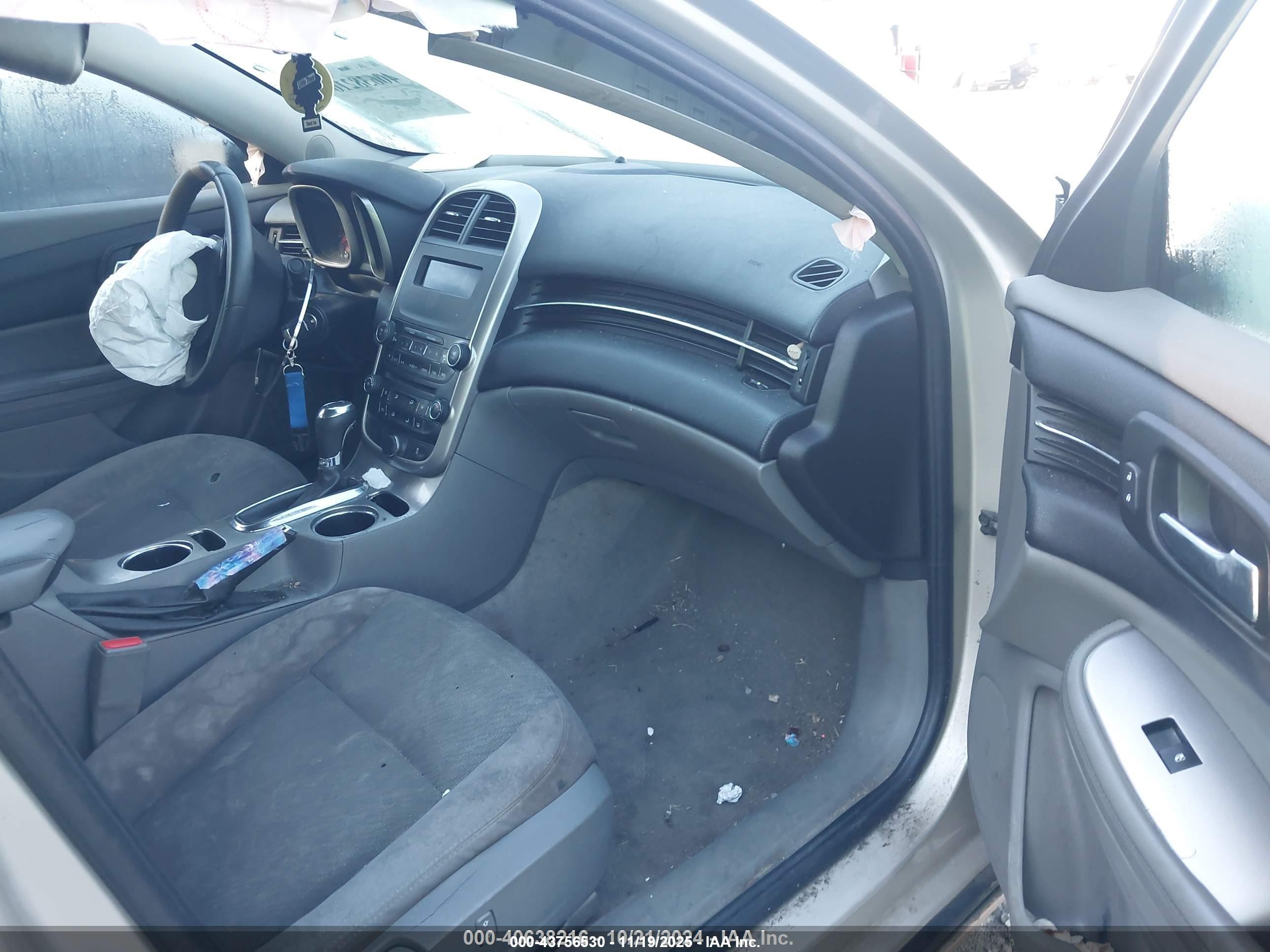 2015 Chevrolet Malibu 1fl Gold vin: 1G11A5SLXFF290879