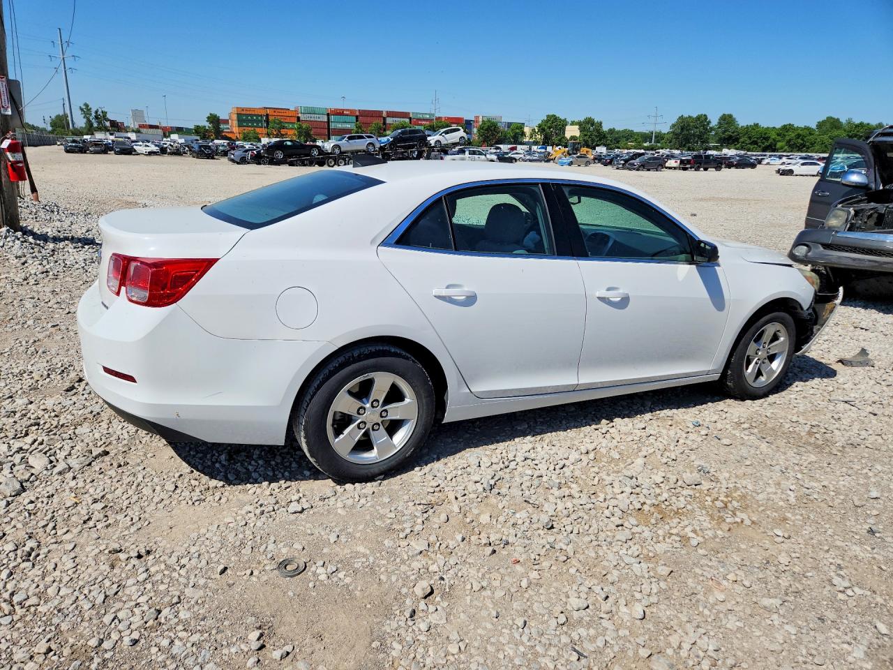 2015 Chevrolet Malibu Ls White vin: 1G11A5SLXFU101756