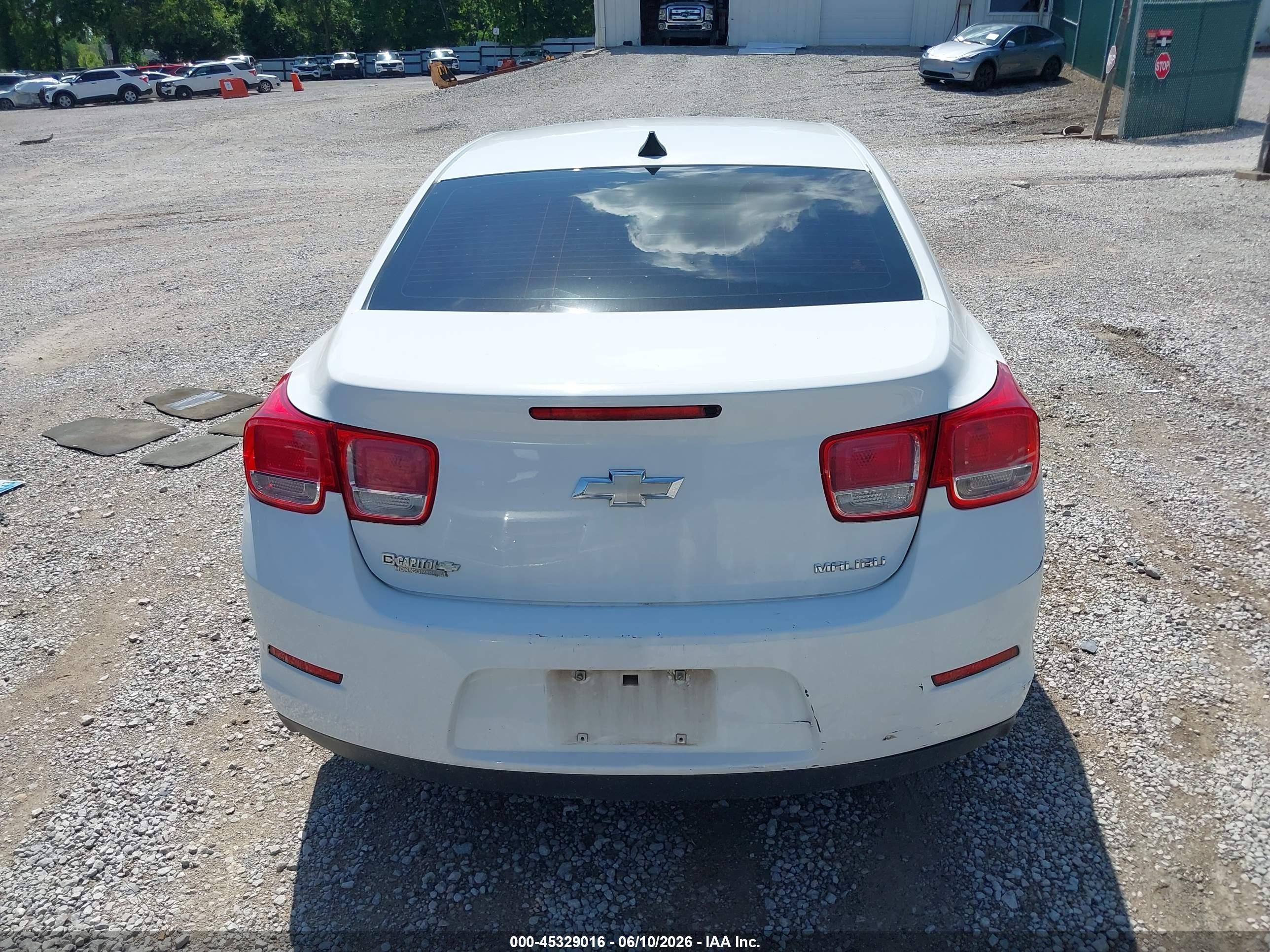 2013 Chevrolet Malibu 1ls White vin: 1G11B5SA0DF152311