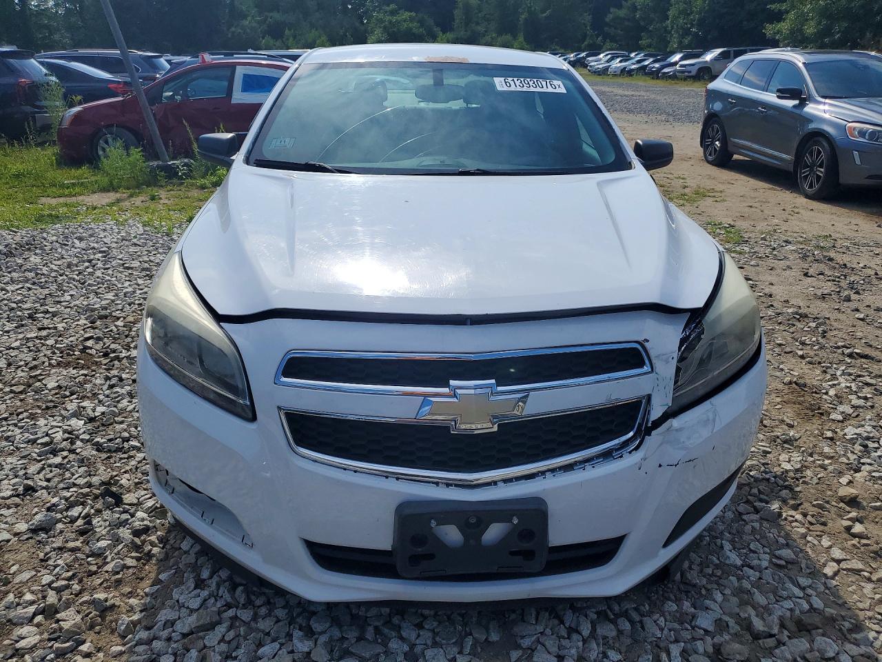 2013 Chevrolet Malibu Ls White vin: 1G11B5SA0DF194168