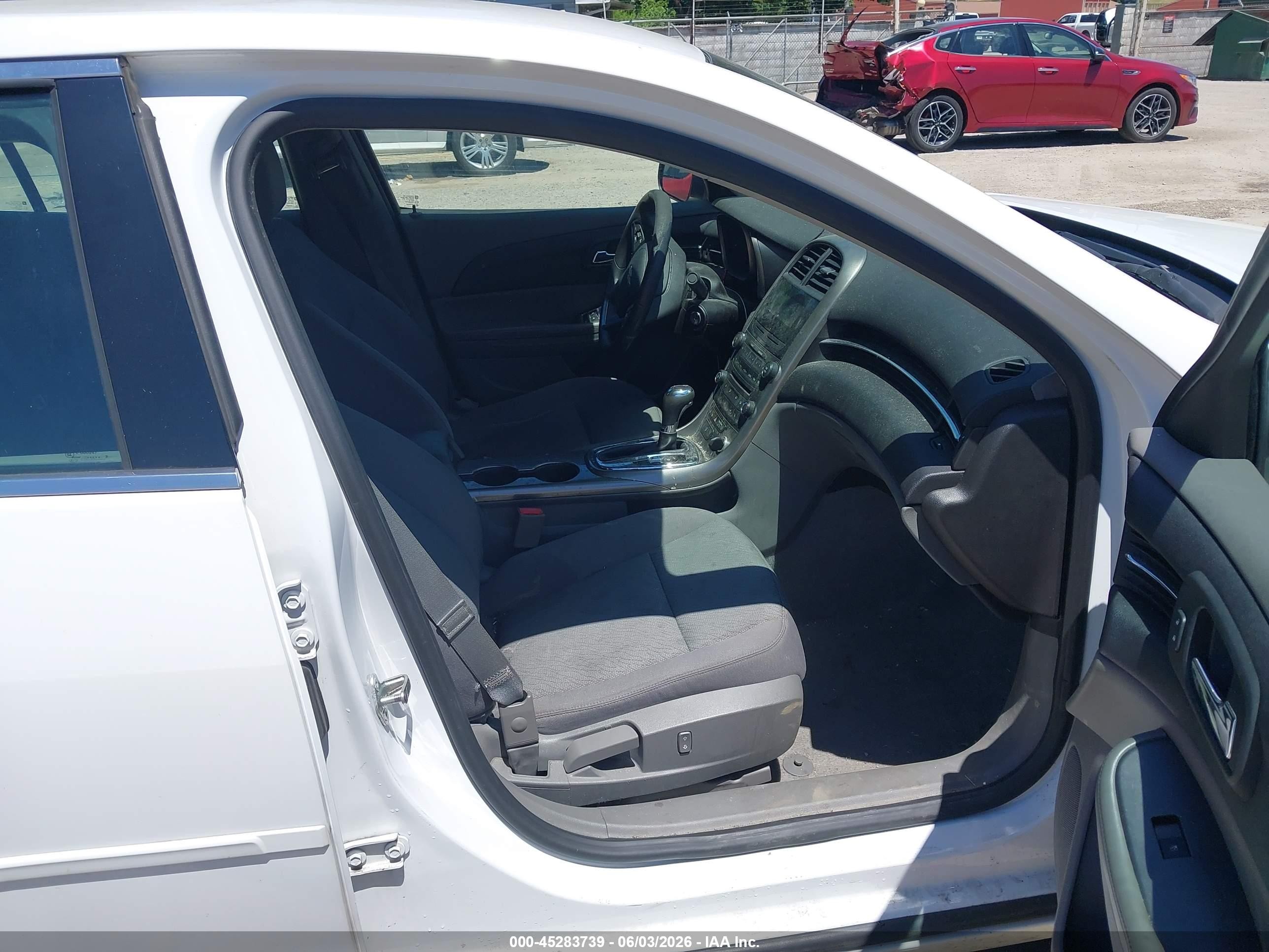 2013 Chevrolet Malibu 1ls White vin: 1G11B5SA0DF267104