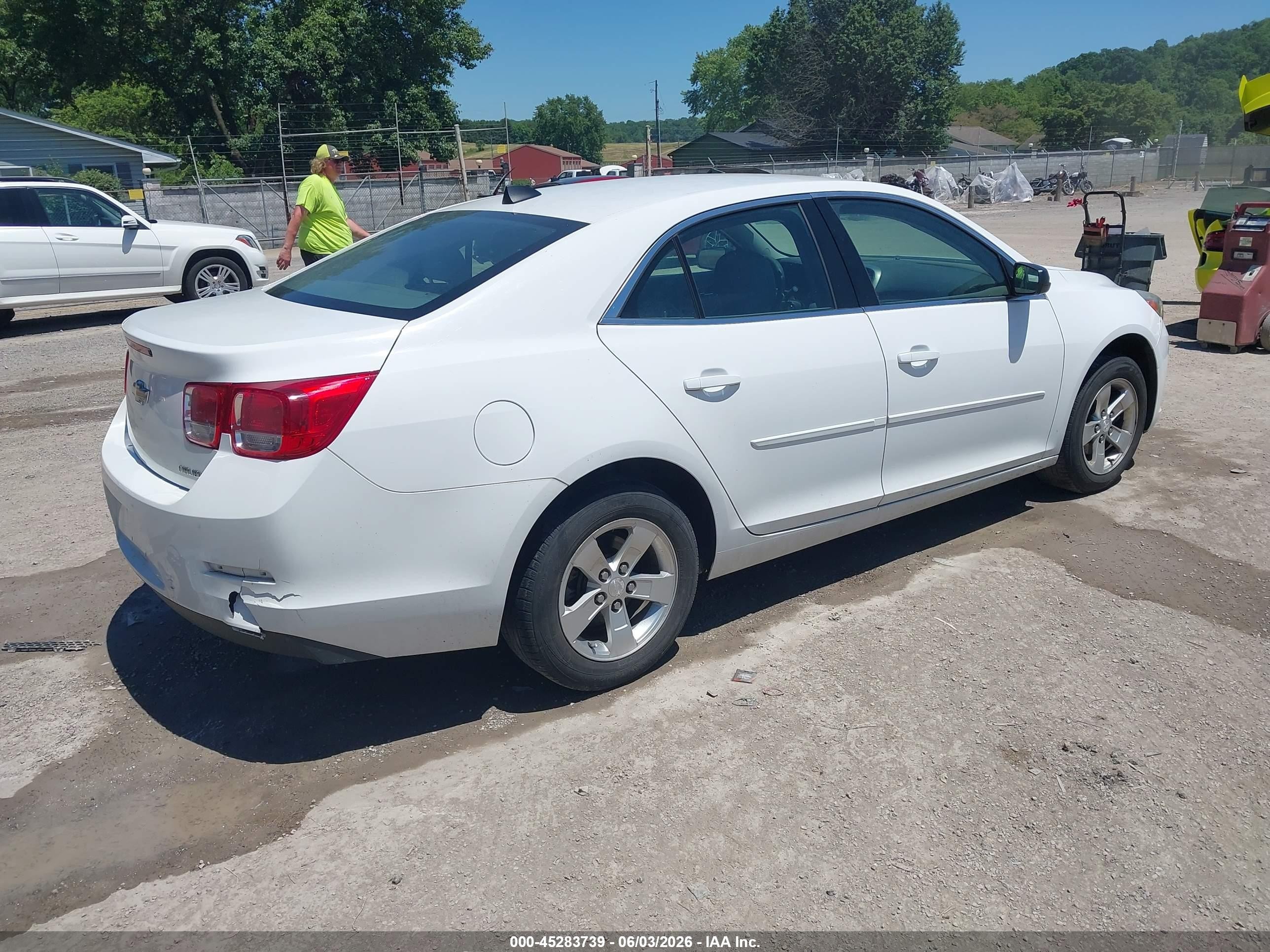 2013 Chevrolet Malibu 1ls White vin: 1G11B5SA0DF267104