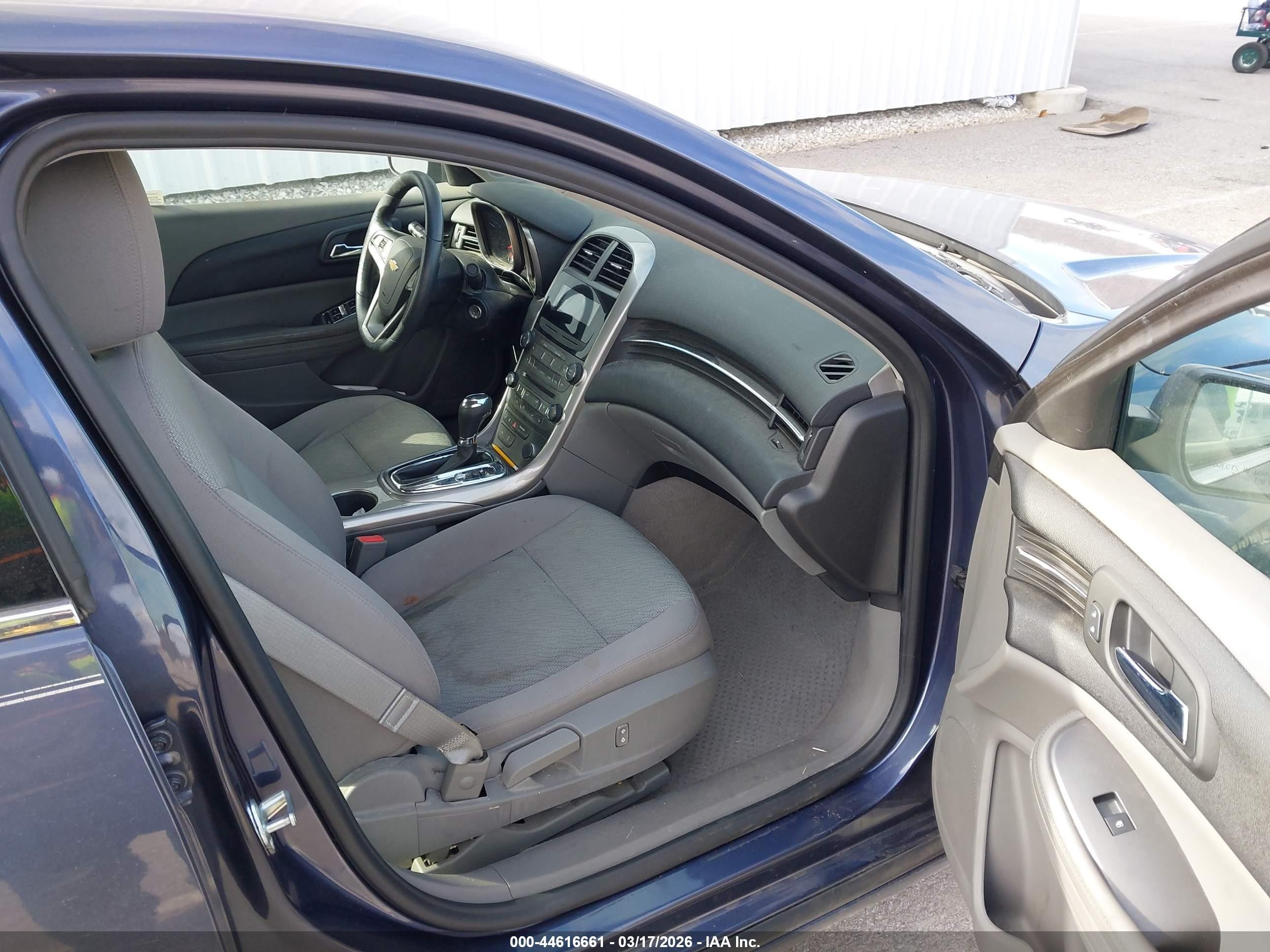 2013 Chevrolet Malibu 1ls Blue vin: 1G11B5SA0DF318939