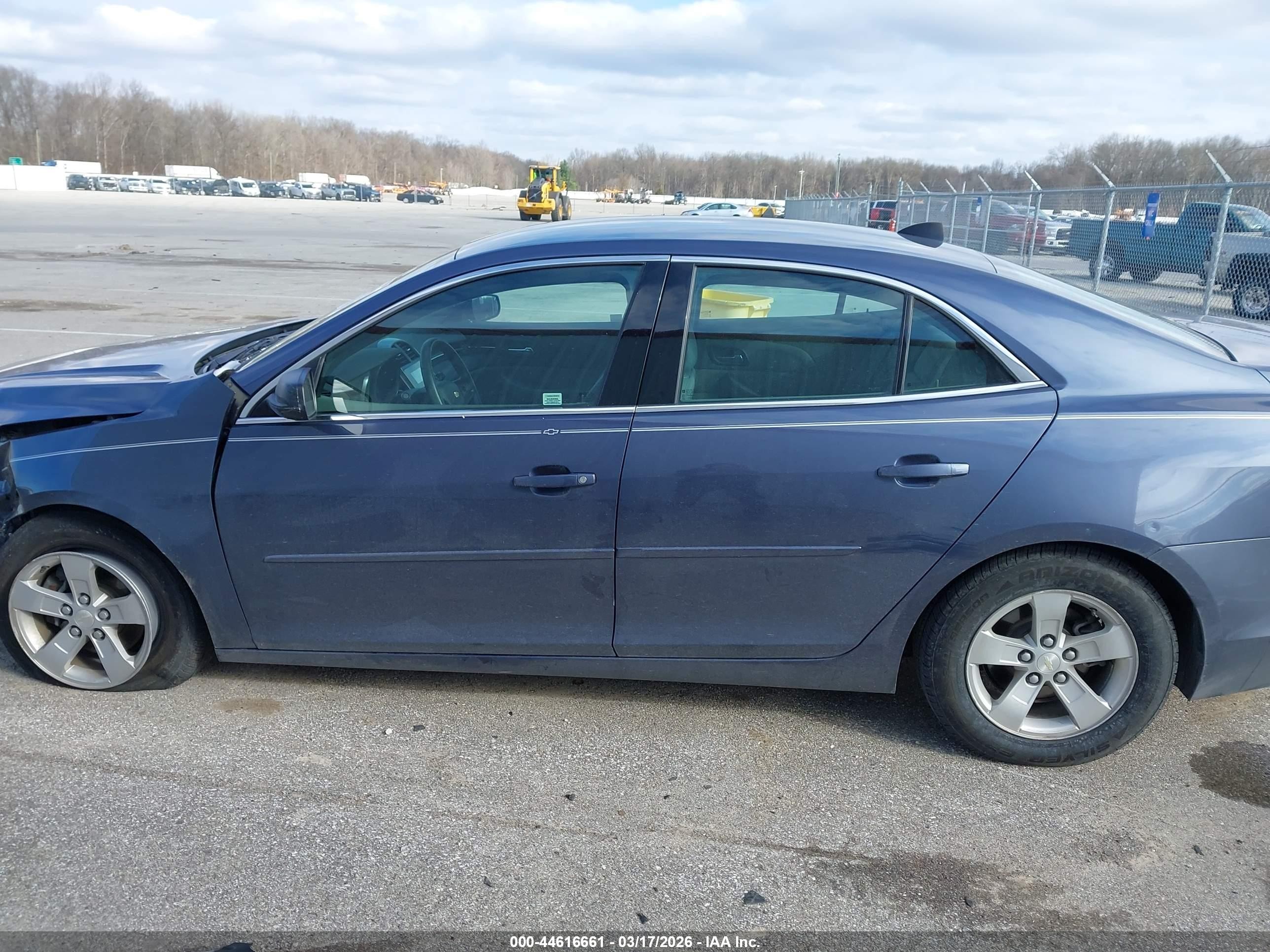 2013 Chevrolet Malibu 1ls Blue vin: 1G11B5SA0DF318939