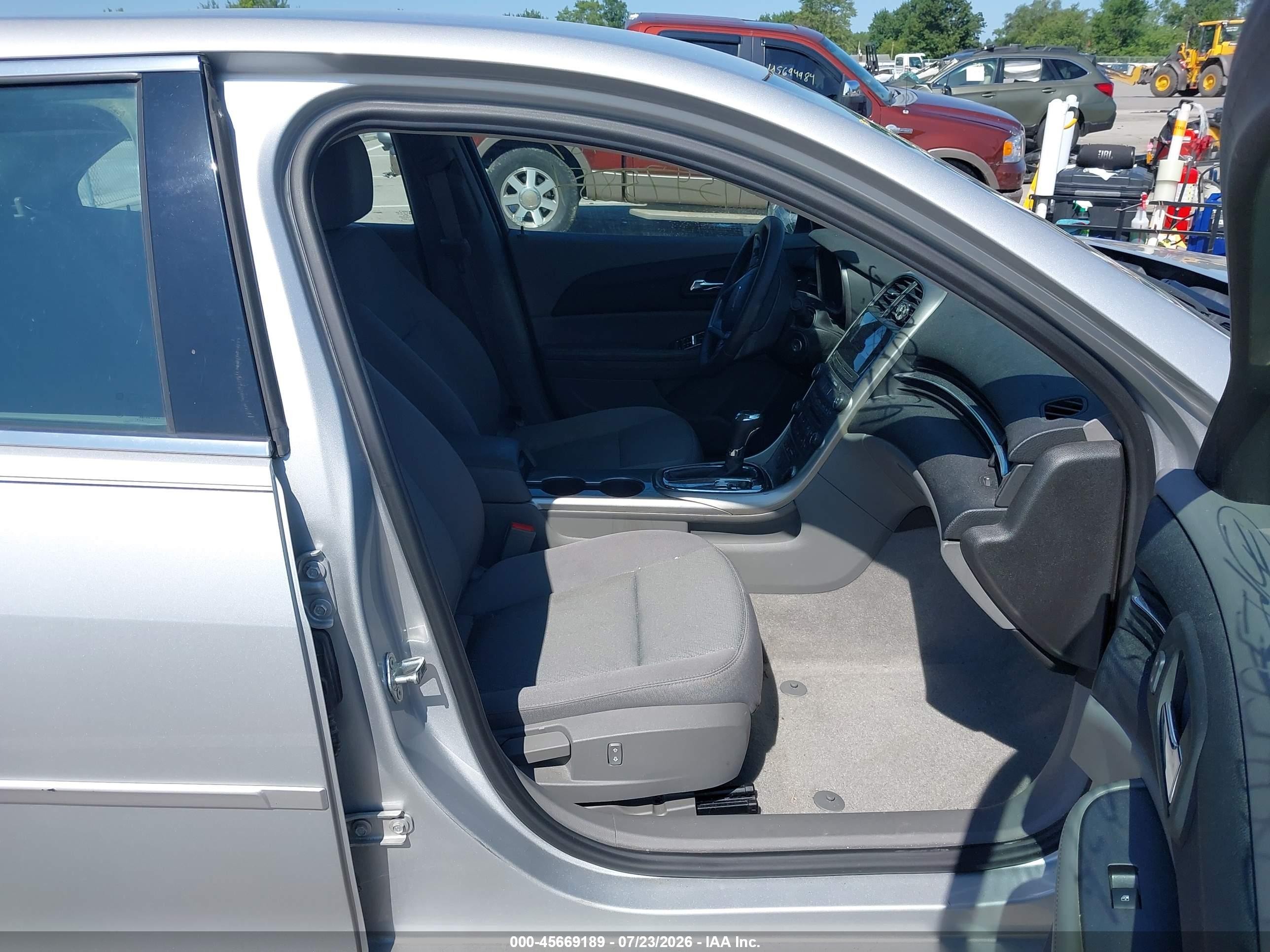 2013 Chevrolet Malibu 1ls Silver vin: 1G11B5SA0DF340259