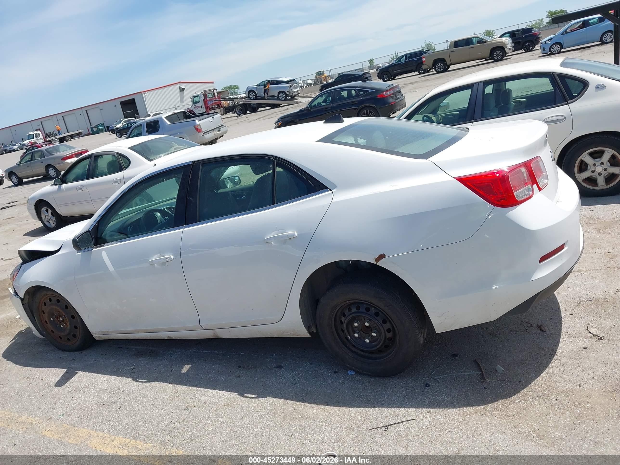 2013 Chevrolet Malibu 1ls White vin: 1G11B5SA0DF353545