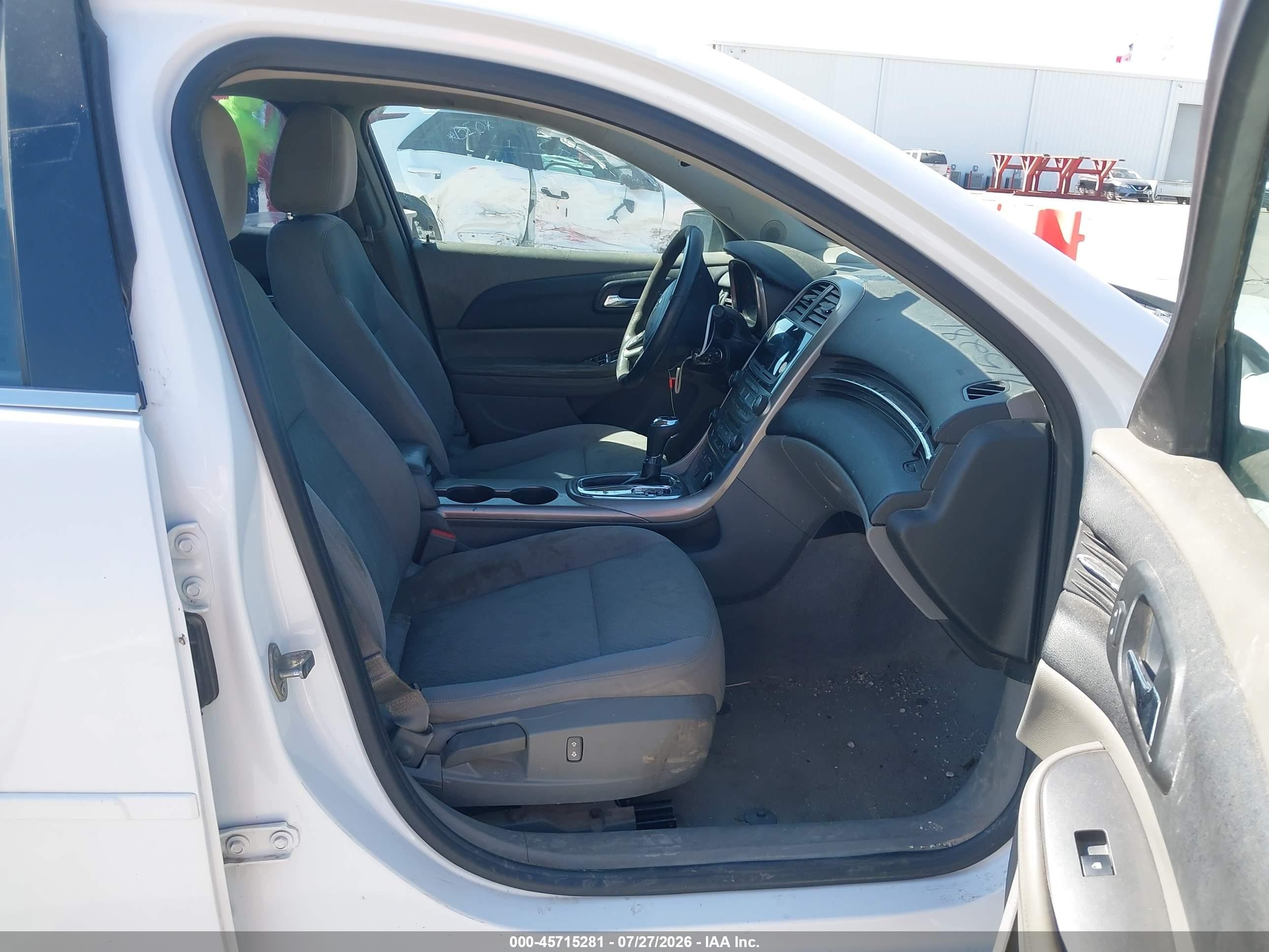 2013 Chevrolet Malibu 1ls White vin: 1G11B5SA1DF281089