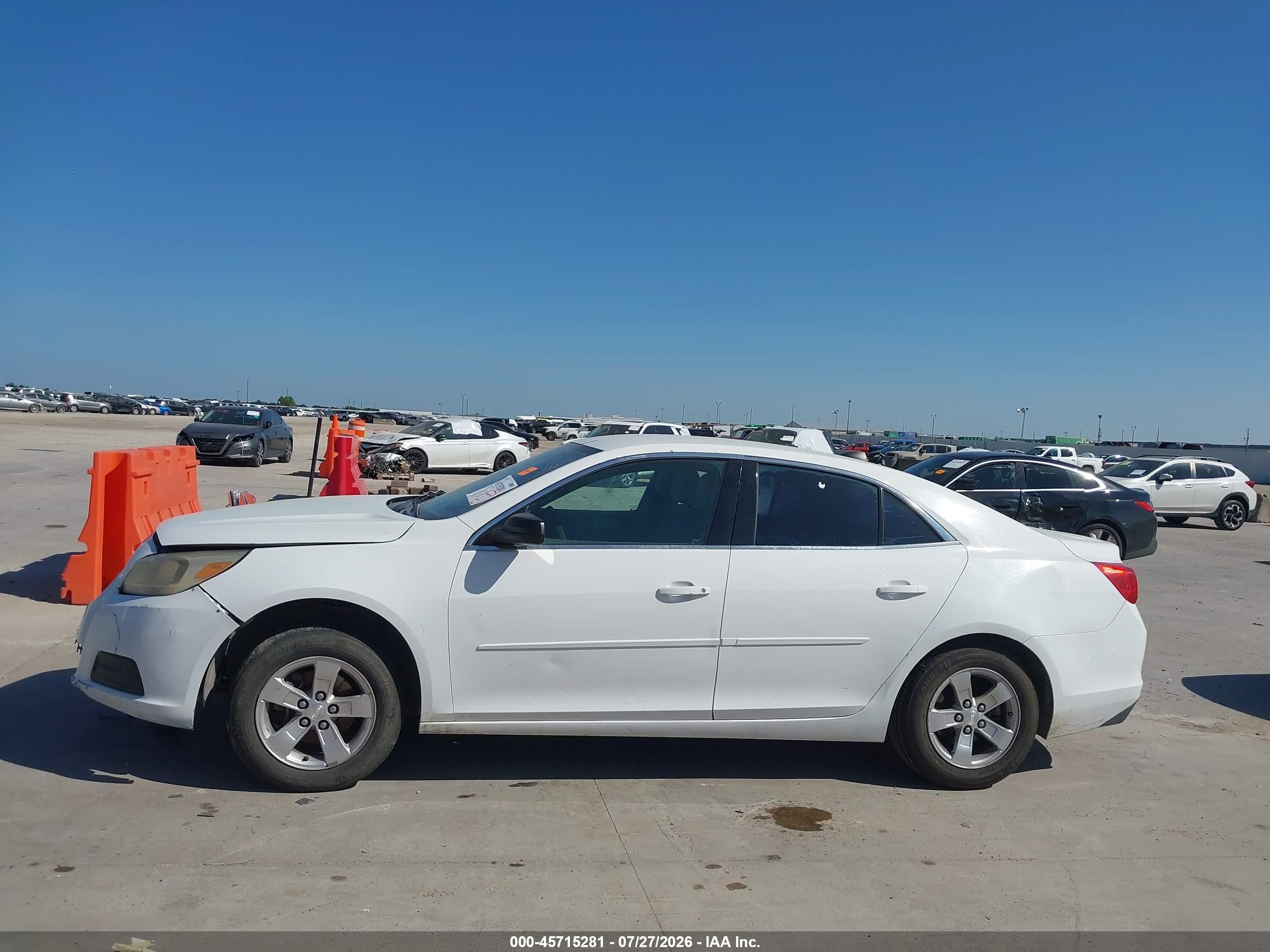 2013 Chevrolet Malibu 1ls White vin: 1G11B5SA1DF281089