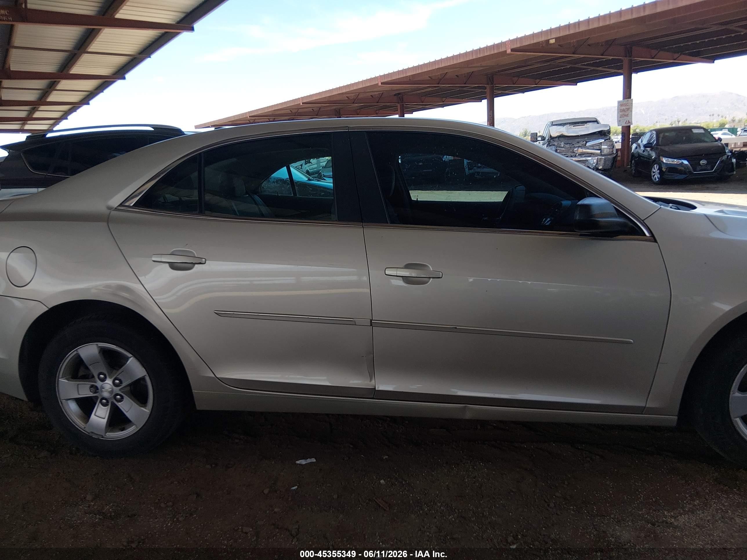 2013 Chevrolet Malibu 1ls Cream vin: 1G11B5SA1DF352565