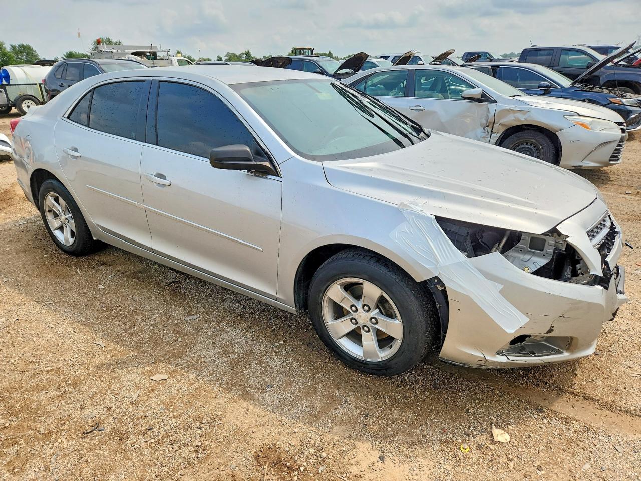 2013 Chevrolet Malibu Ls Silver vin: 1G11B5SA2DF291842
