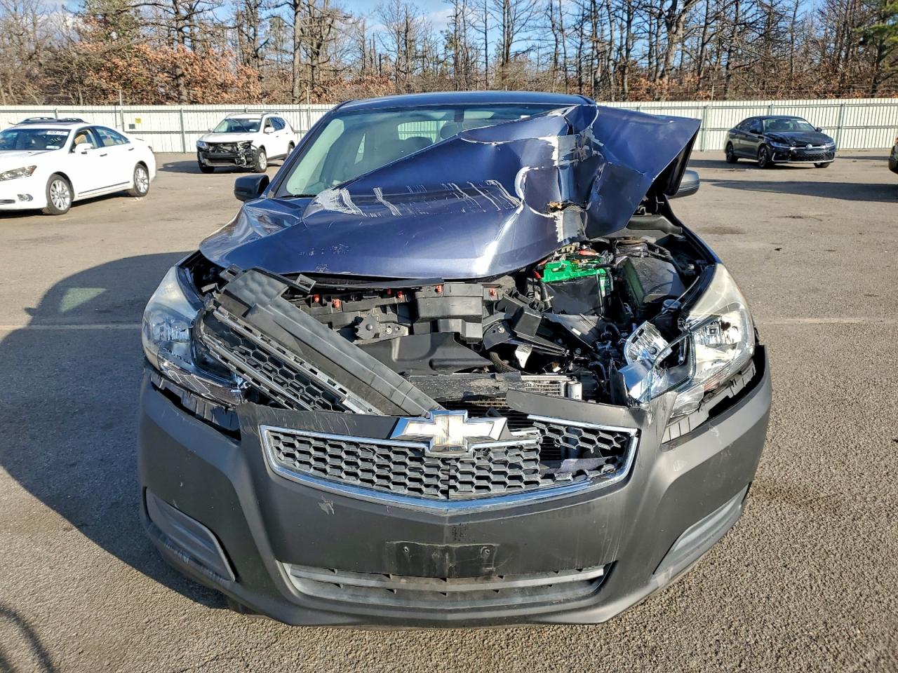 2013 Chevrolet Malibu Ls Blue vin: 1G11B5SA2DF321390