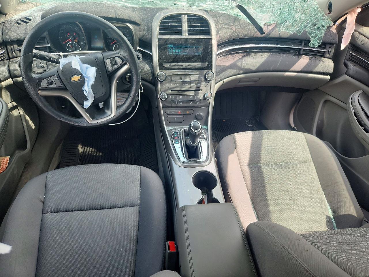 2013 Chevrolet Malibu Ls Белый vin: 1G11B5SA2DF327657