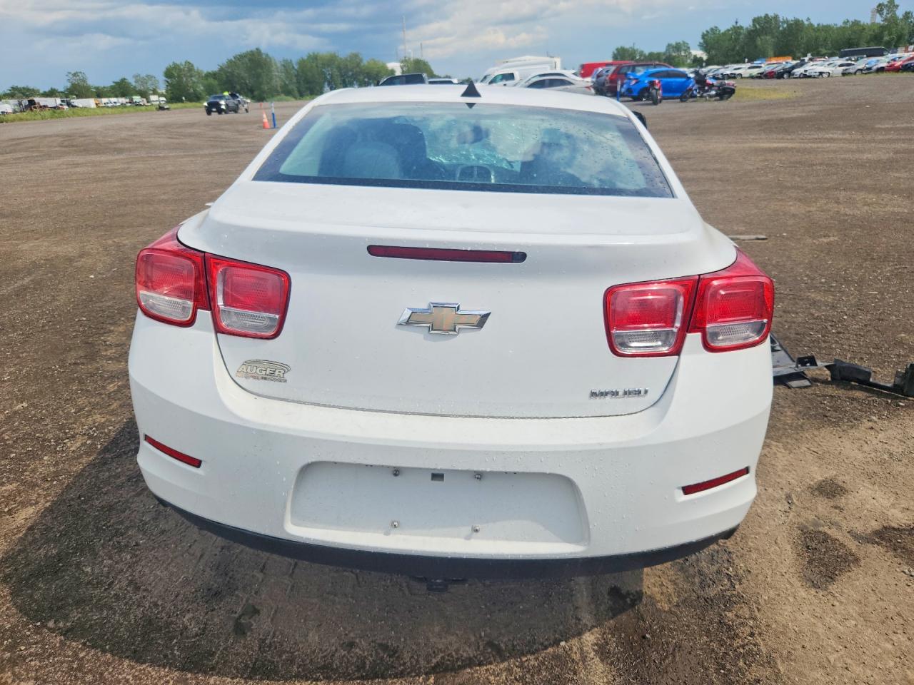 2013 Chevrolet Malibu Ls Белый vin: 1G11B5SA2DF327657