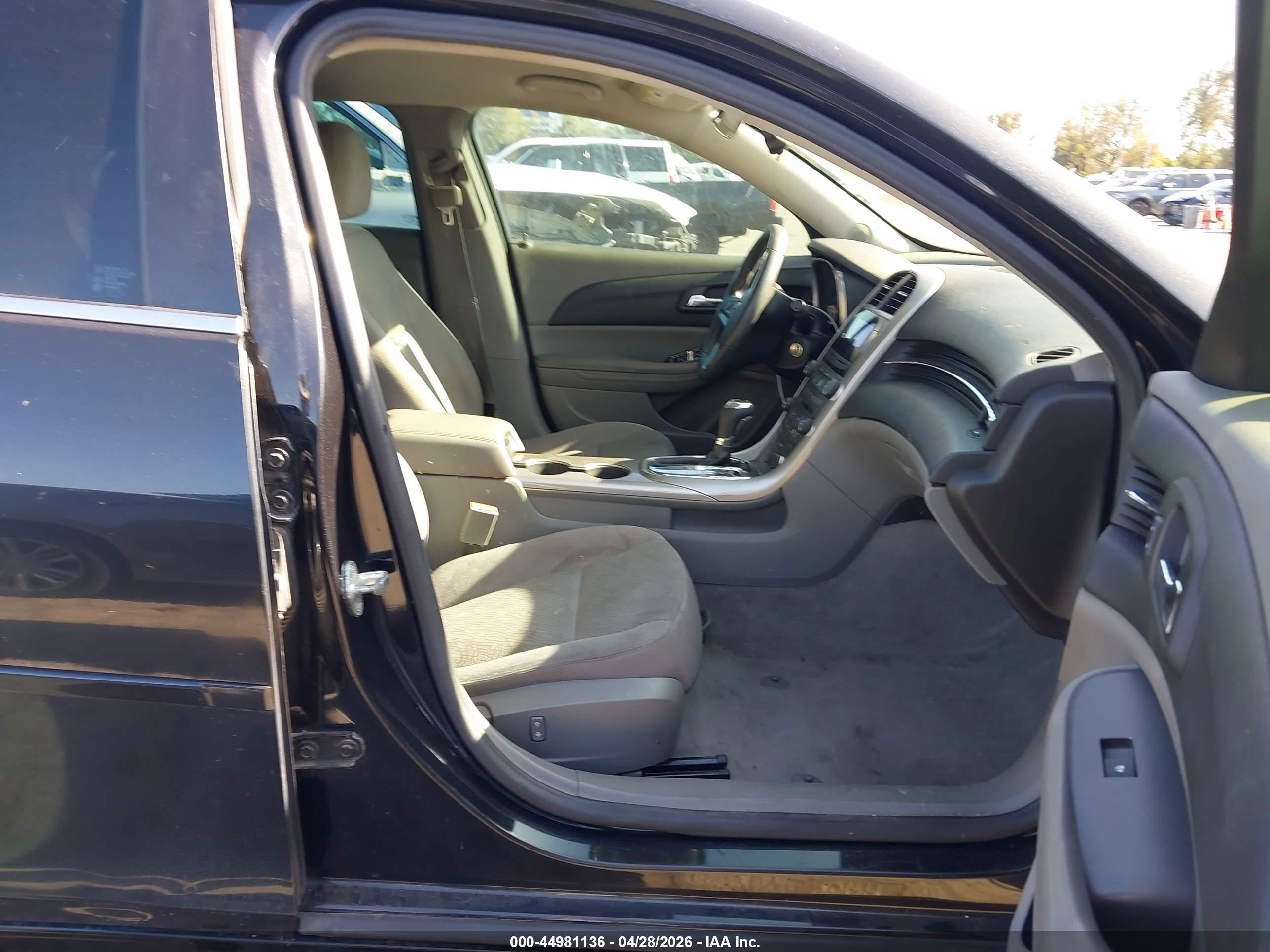 2013 Chevrolet Malibu 1ls Black vin: 1G11B5SA2DF352848