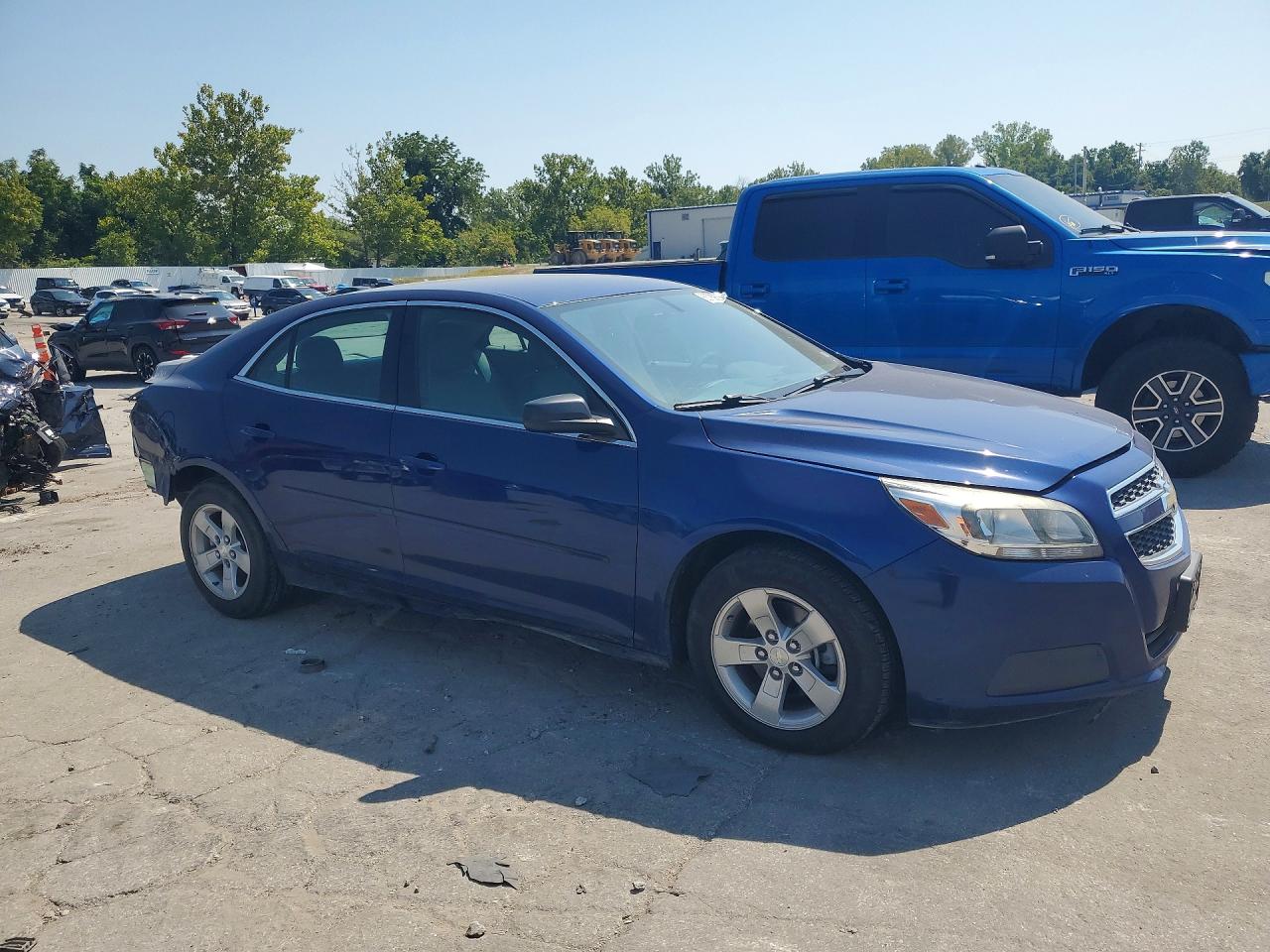 2013 Chevrolet Malibu Ls Синий vin: 1G11B5SA2DU118012