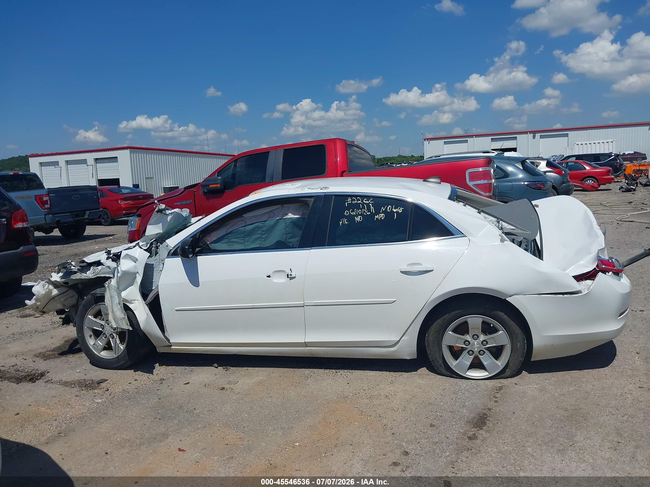 2013 Chevrolet Malibu 1ls White vin: 1G11B5SA3DF181592