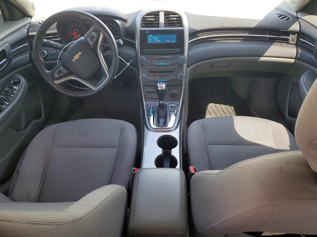 2013 Chevrolet Malibu Ls Серебряный vin: 1G11B5SA3DF186548