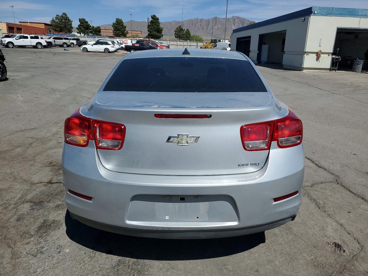 2013 Chevrolet Malibu Ls Серебряный vin: 1G11B5SA3DF186548