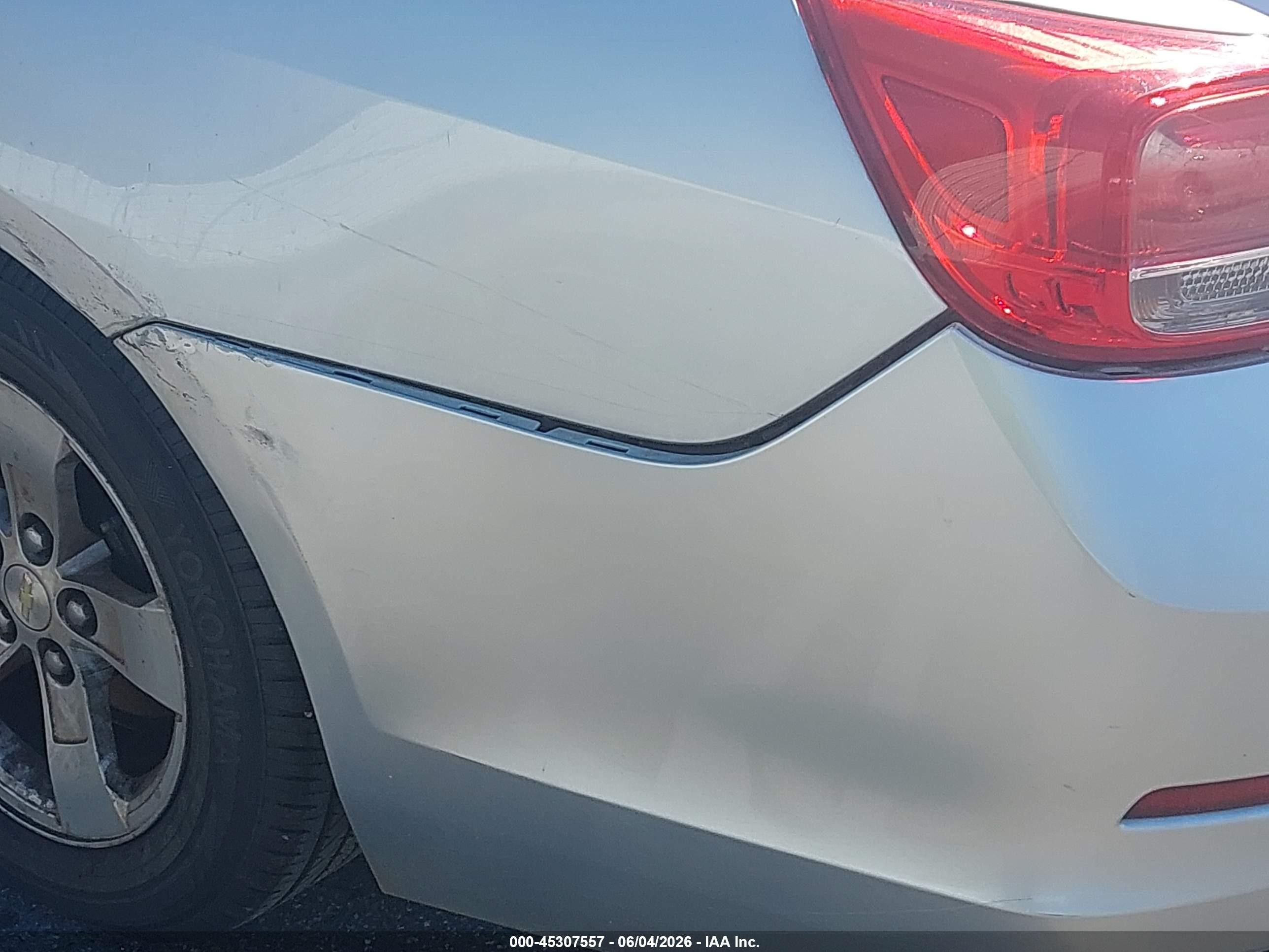 2013 Chevrolet Malibu 1ls Silver vin: 1G11B5SA4DF143756
