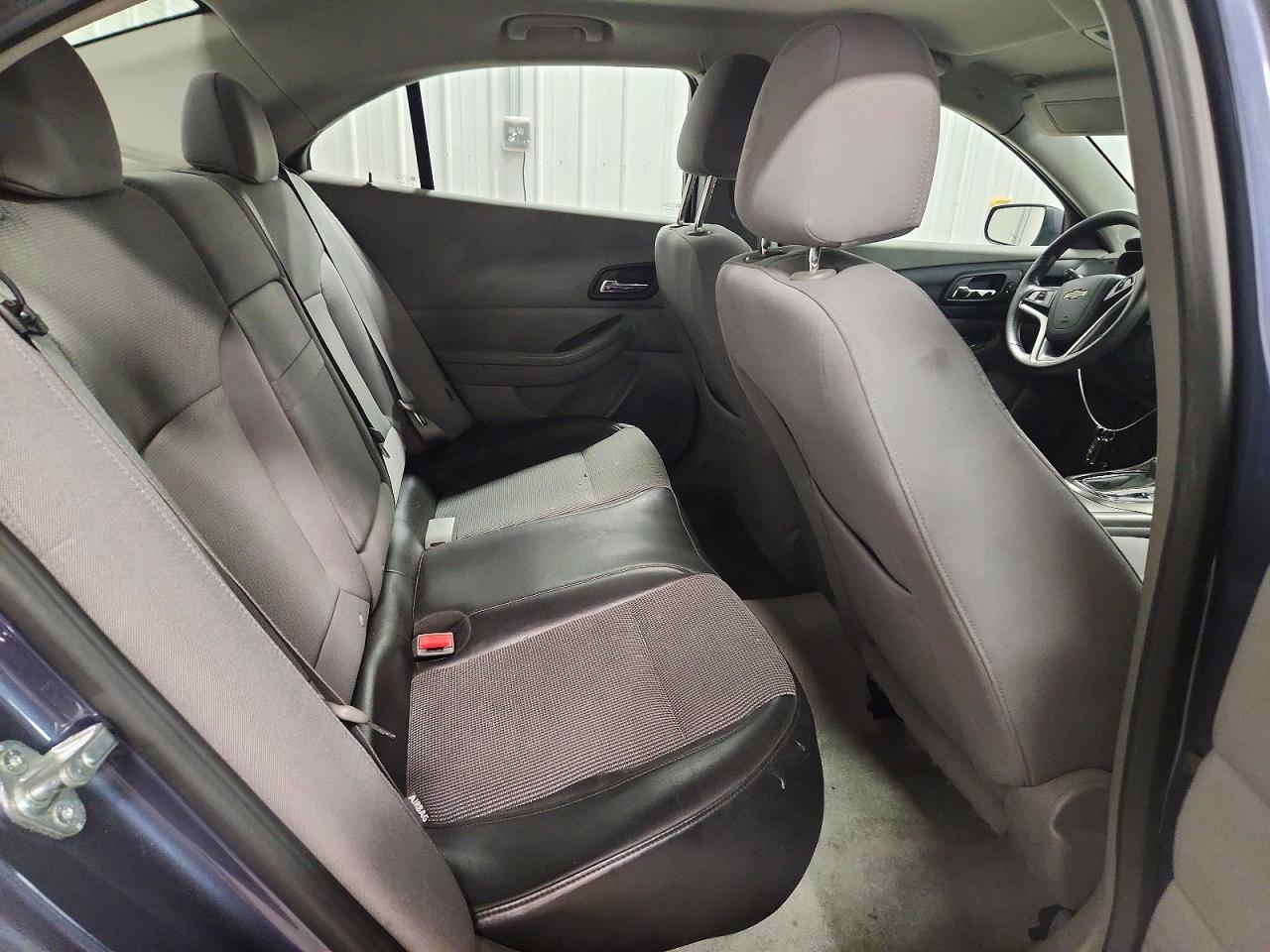 2013 Chevrolet Malibu Ls Blue vin: 1G11B5SA4DF207360