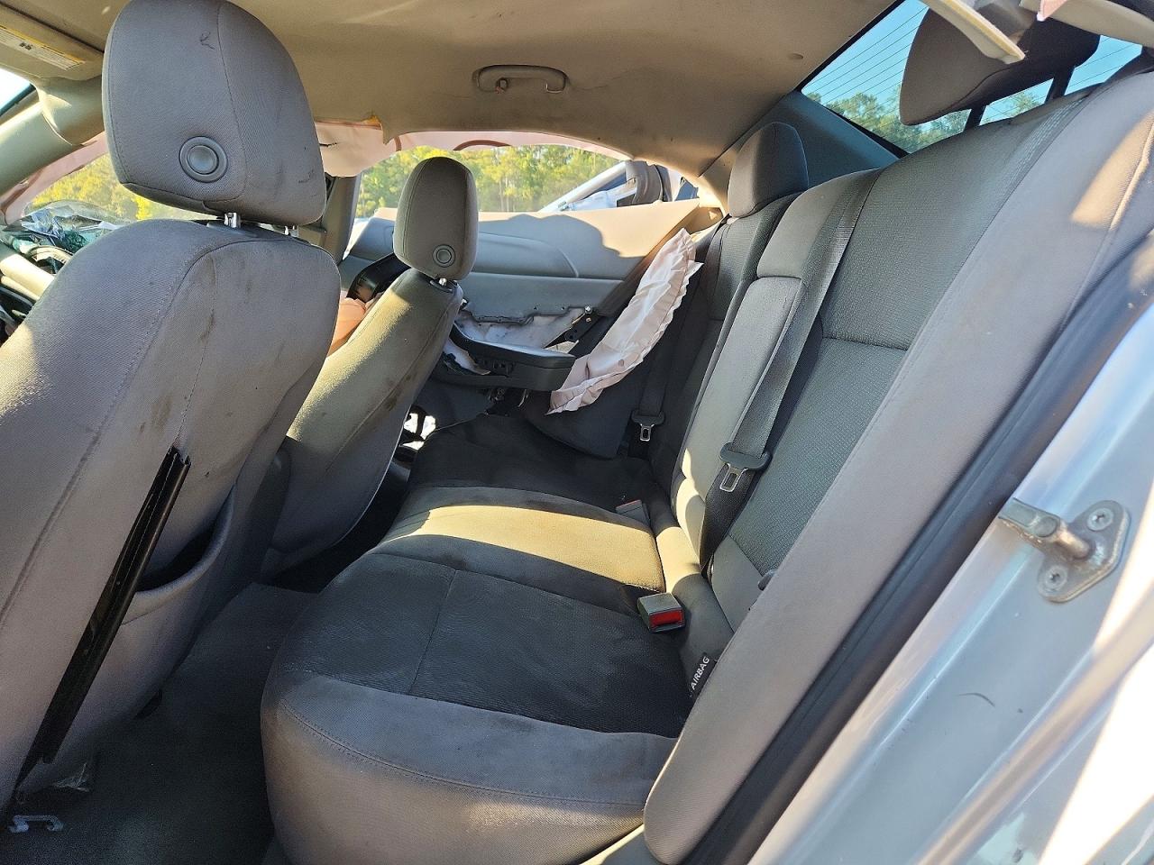 2013 Chevrolet Malibu Ls Silver vin: 1G11B5SA4DF255389