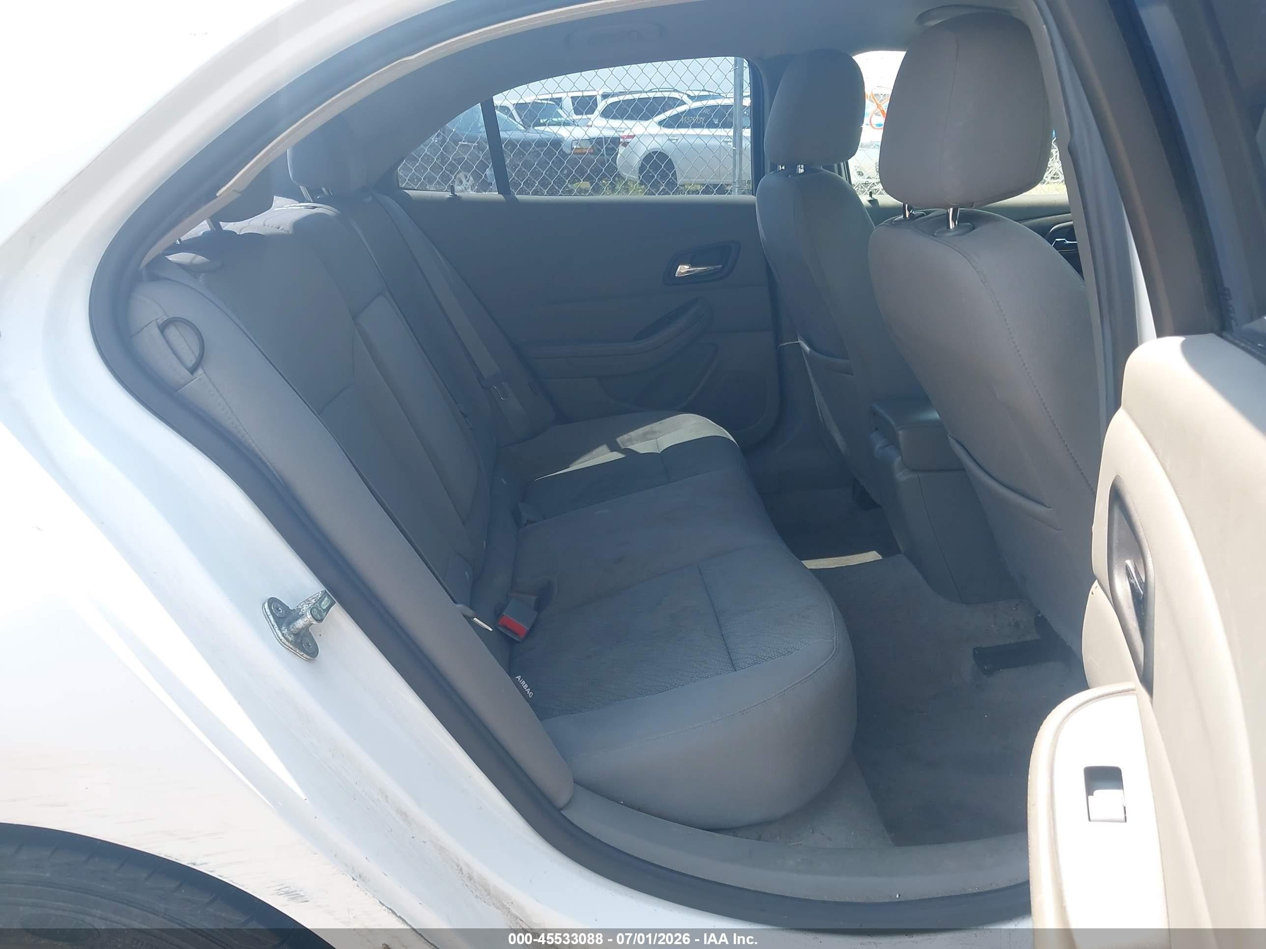 2013 Chevrolet Malibu 1ls White vin: 1G11B5SA4DF354567