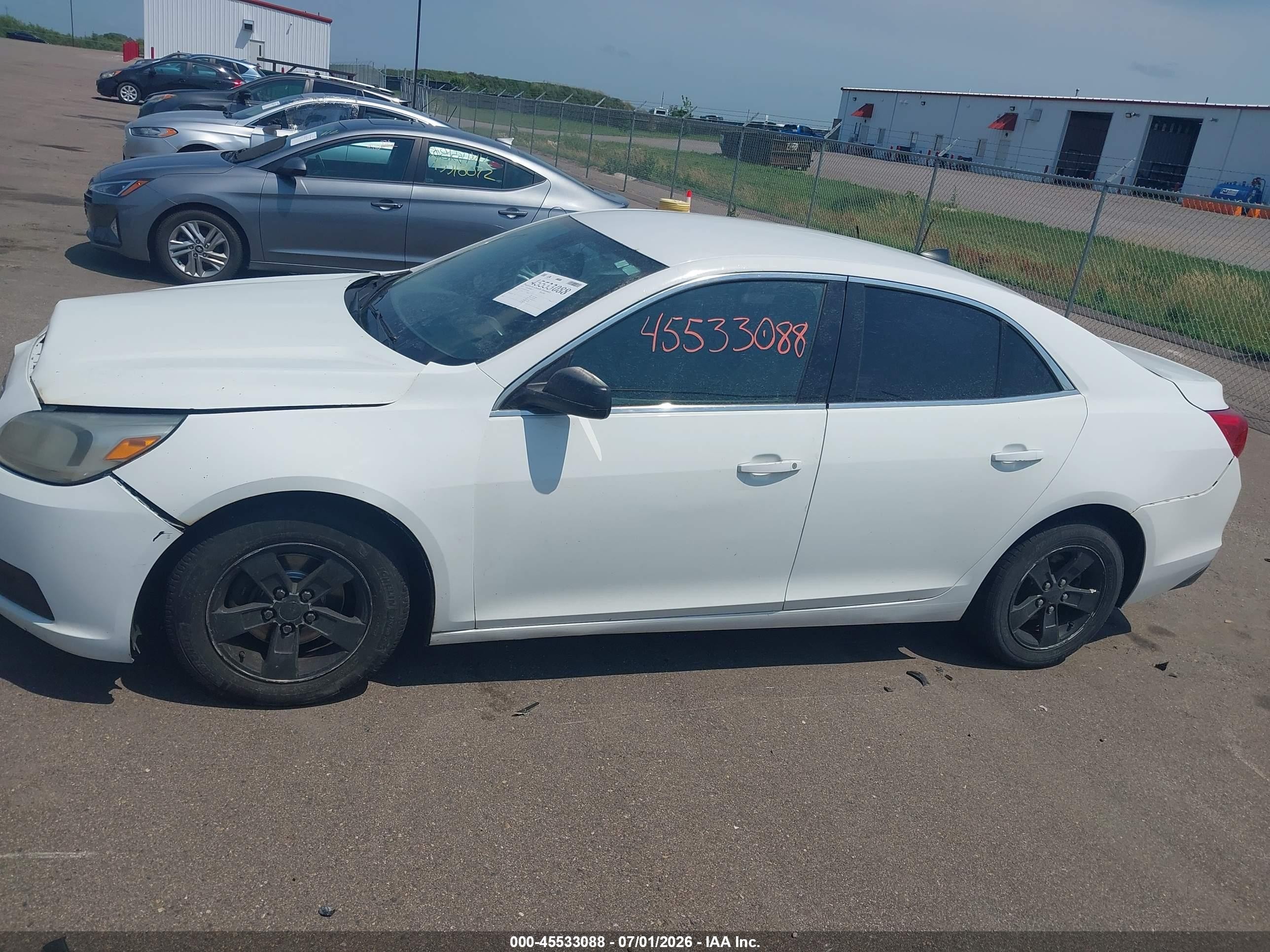 2013 Chevrolet Malibu 1ls White vin: 1G11B5SA4DF354567
