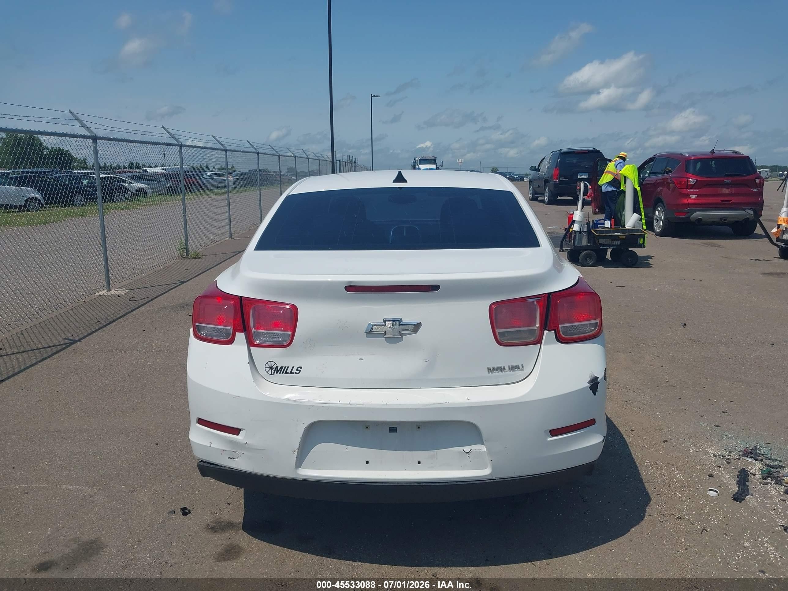 2013 Chevrolet Malibu 1ls White vin: 1G11B5SA4DF354567